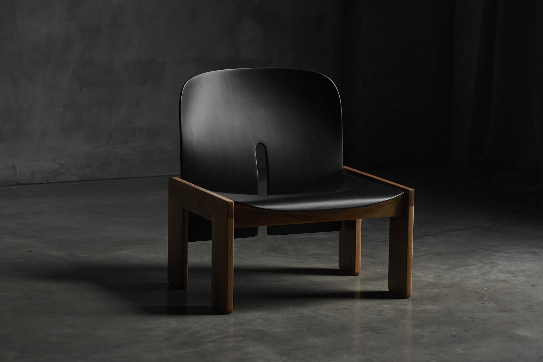 Collectible Cassina 925 Easy Chair from the 1960s