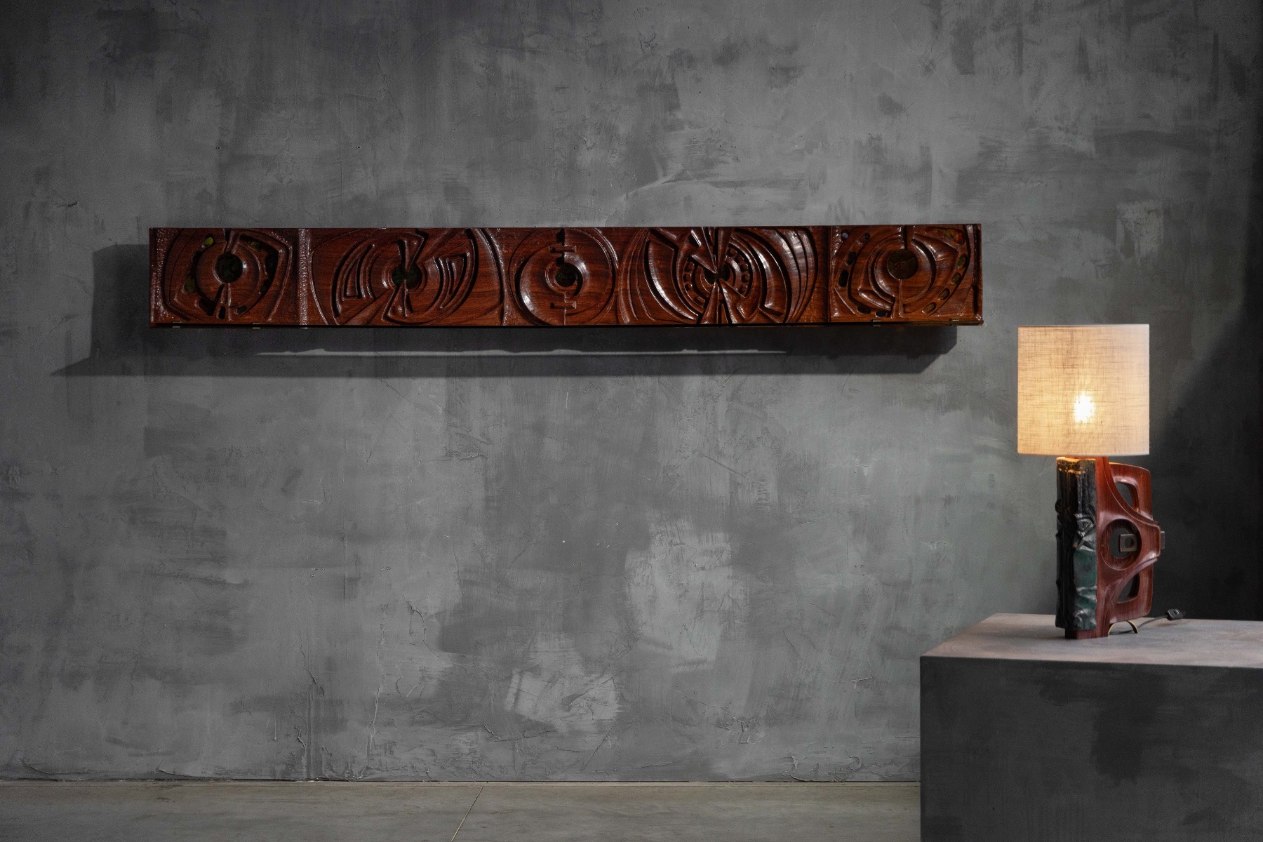 Expressive relief carved wooden wall panel by Gianni Pinna, 1970s