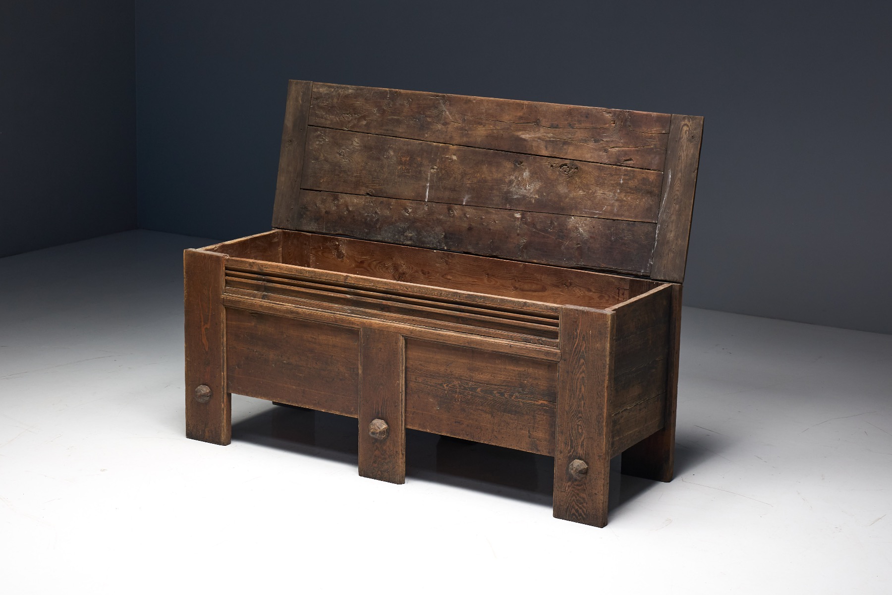Heritage 19th century Alpine wooden chest