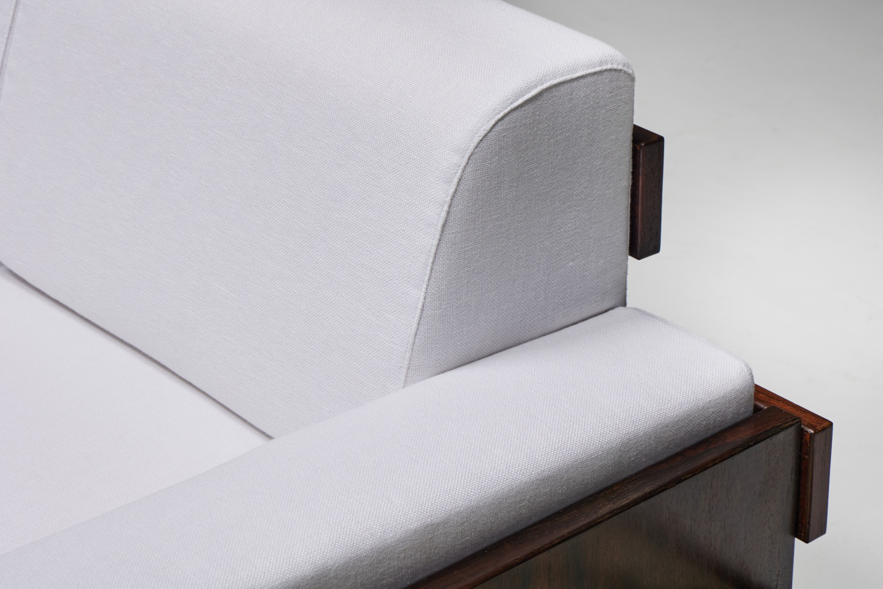 Muniz Zylberberg lounge sofa