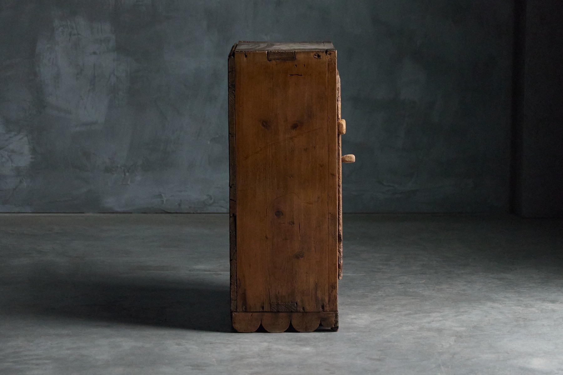 Authentic early 19th century mountain cabinet