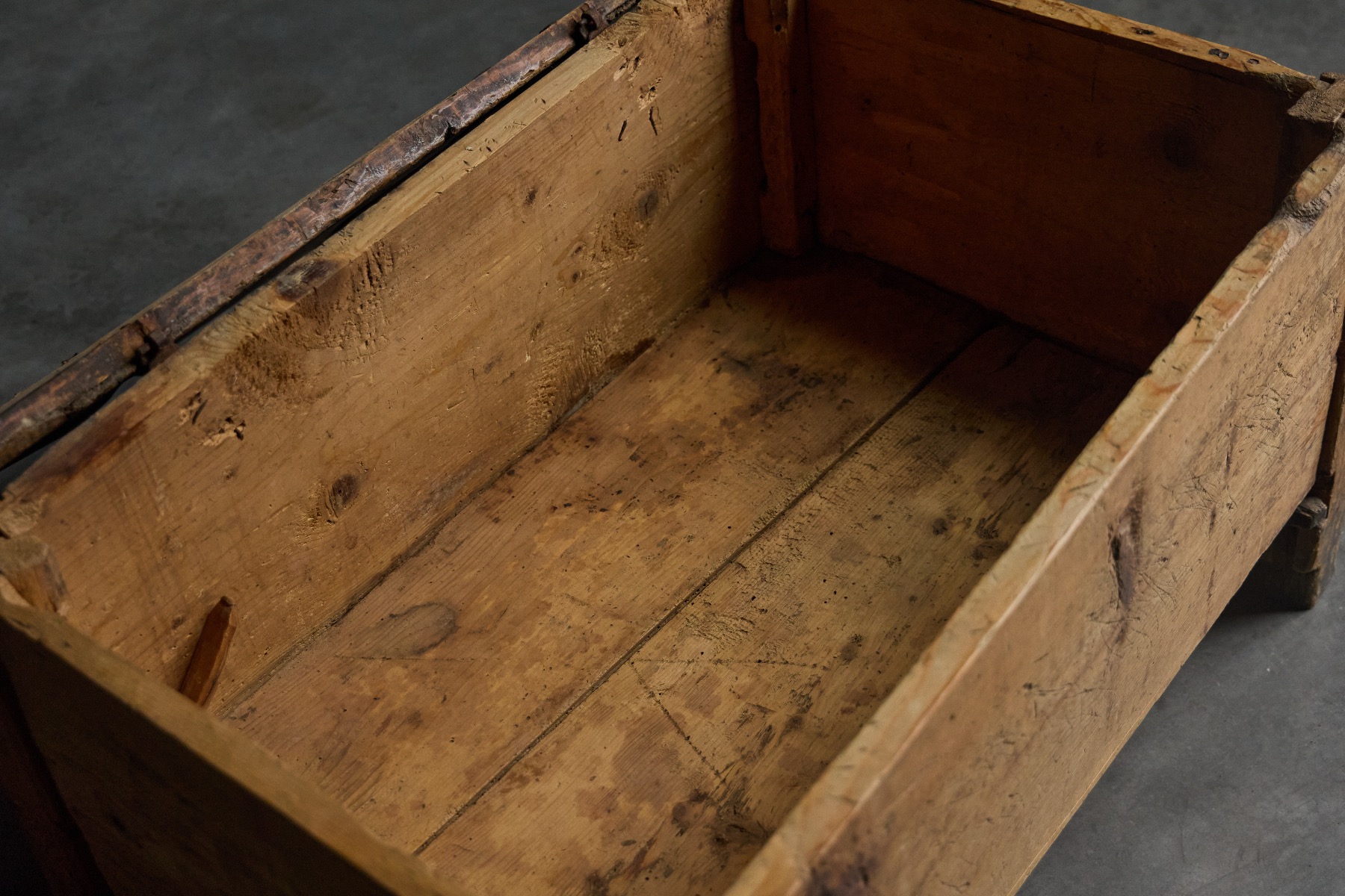 Rustic country style chest with aged patina