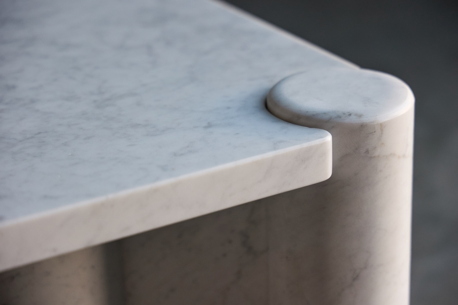 Architectural marble low table designed by Gae Aulenti
