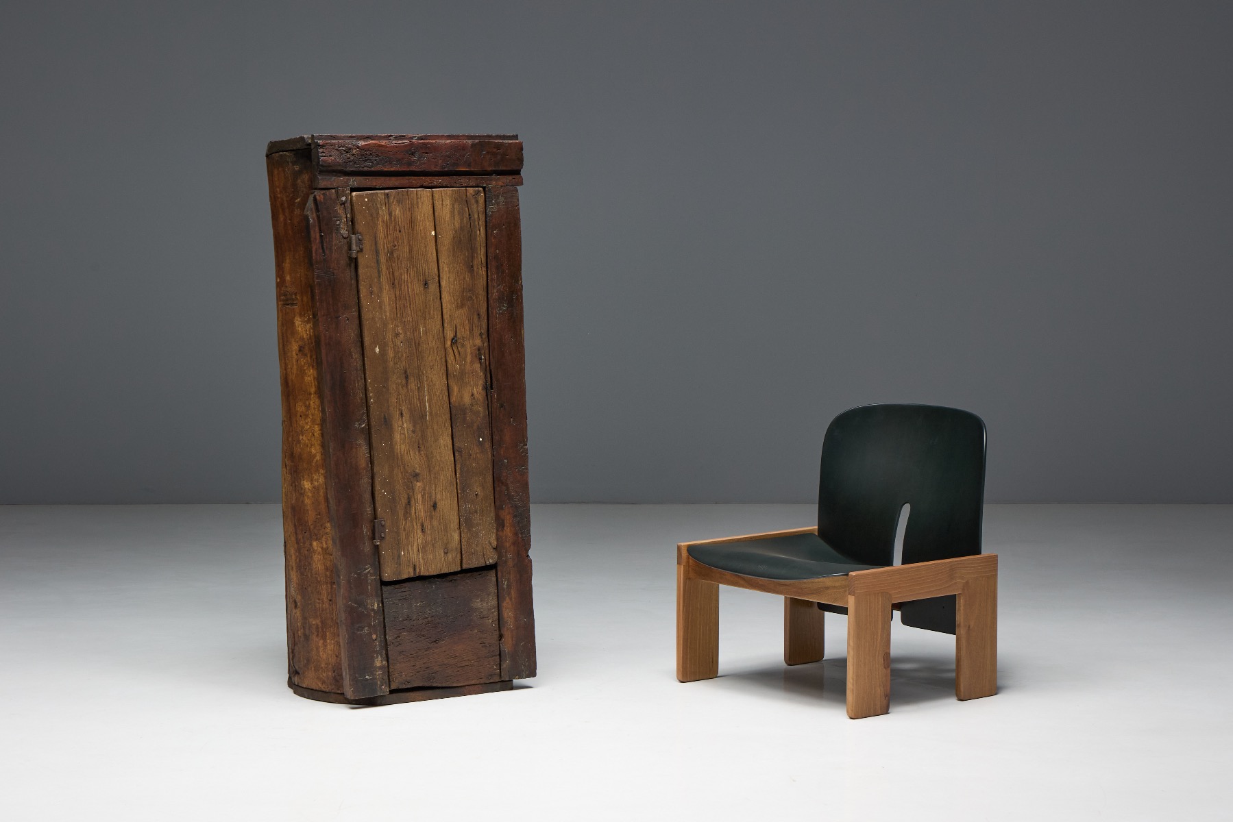Solid wood bonnetière showing authentic patina