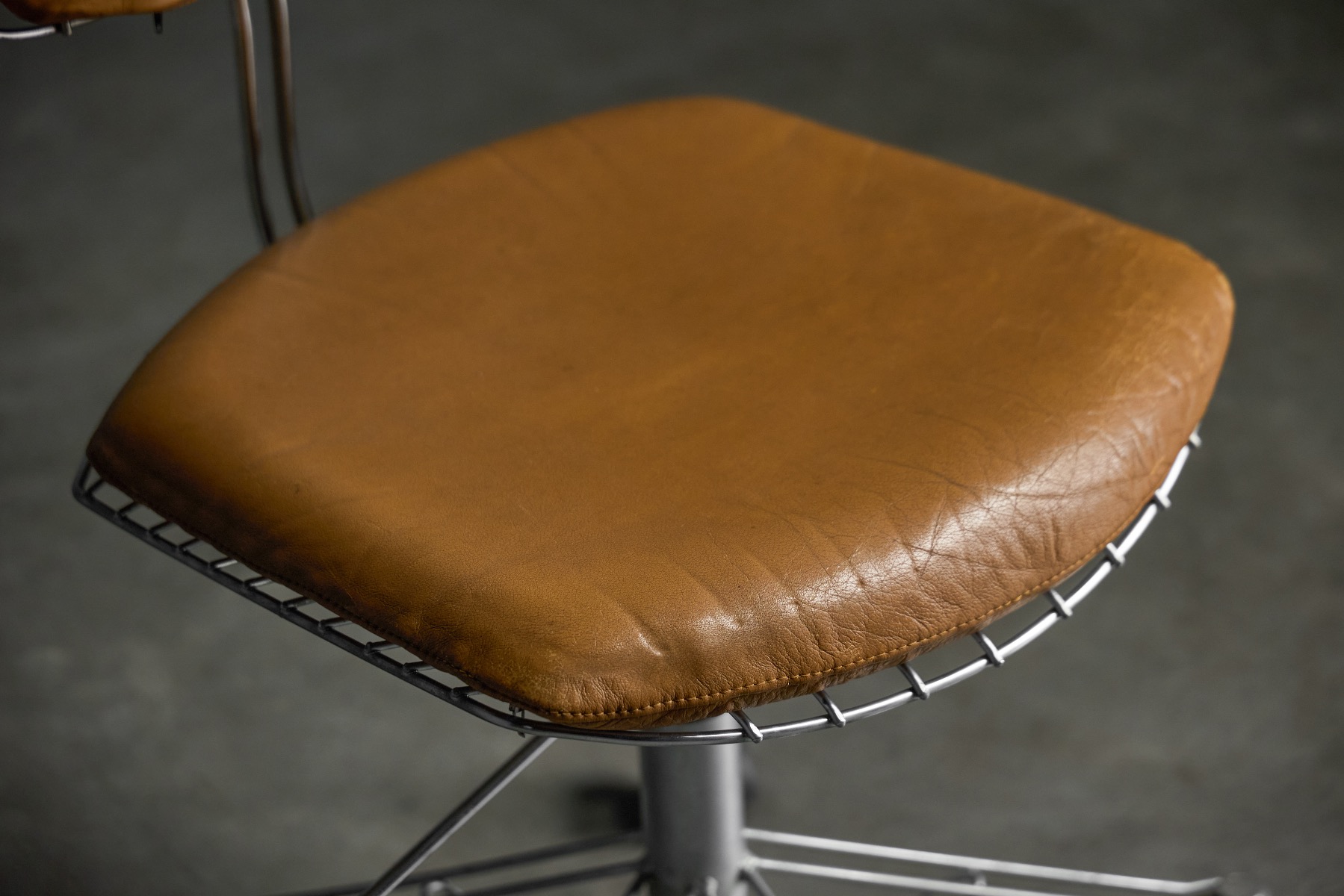 Sculptural office chair from the Beaubourg design series