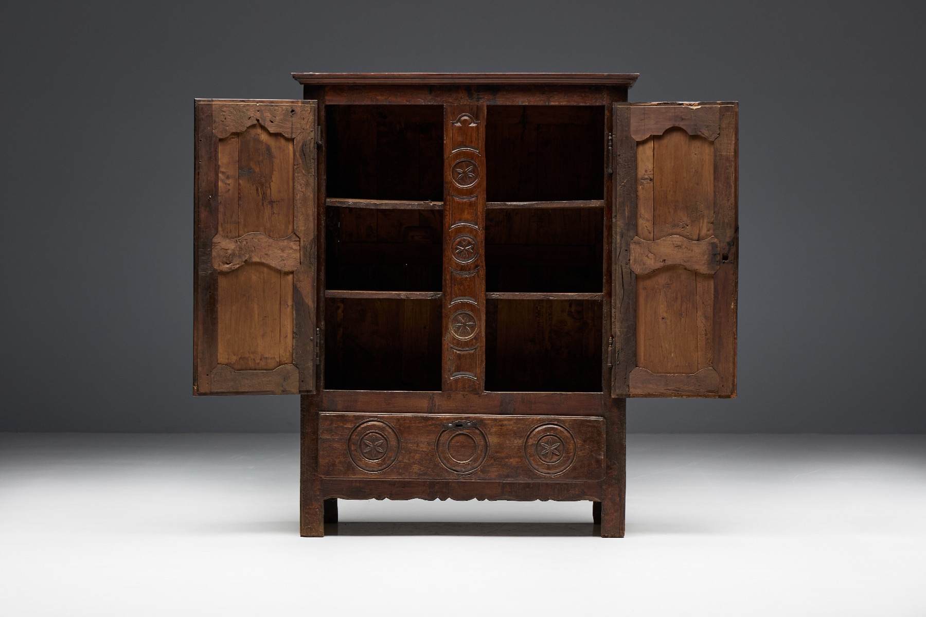Vintage French rural cabinet in travail populaire style