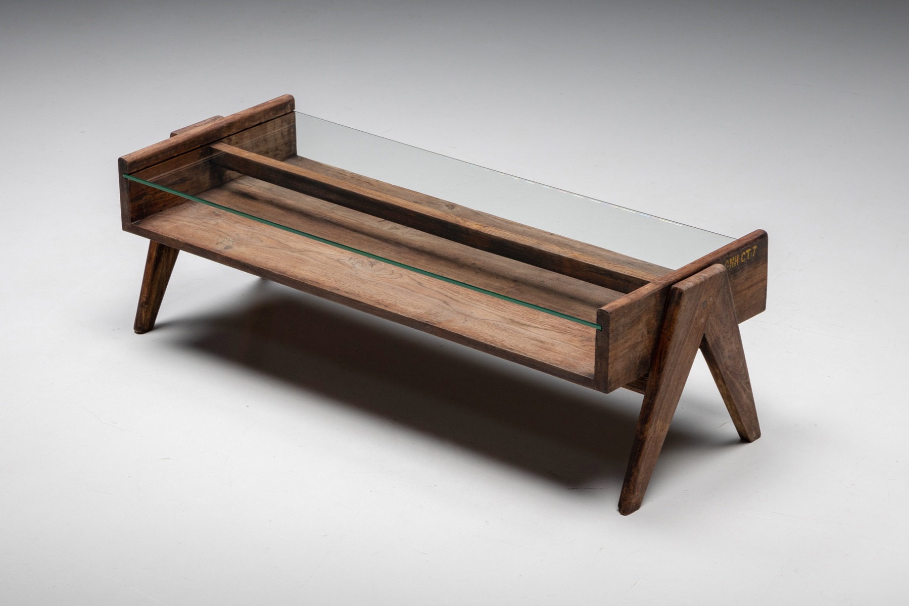 Architectural coffee table by Pierre Jeanneret design from the 1960s