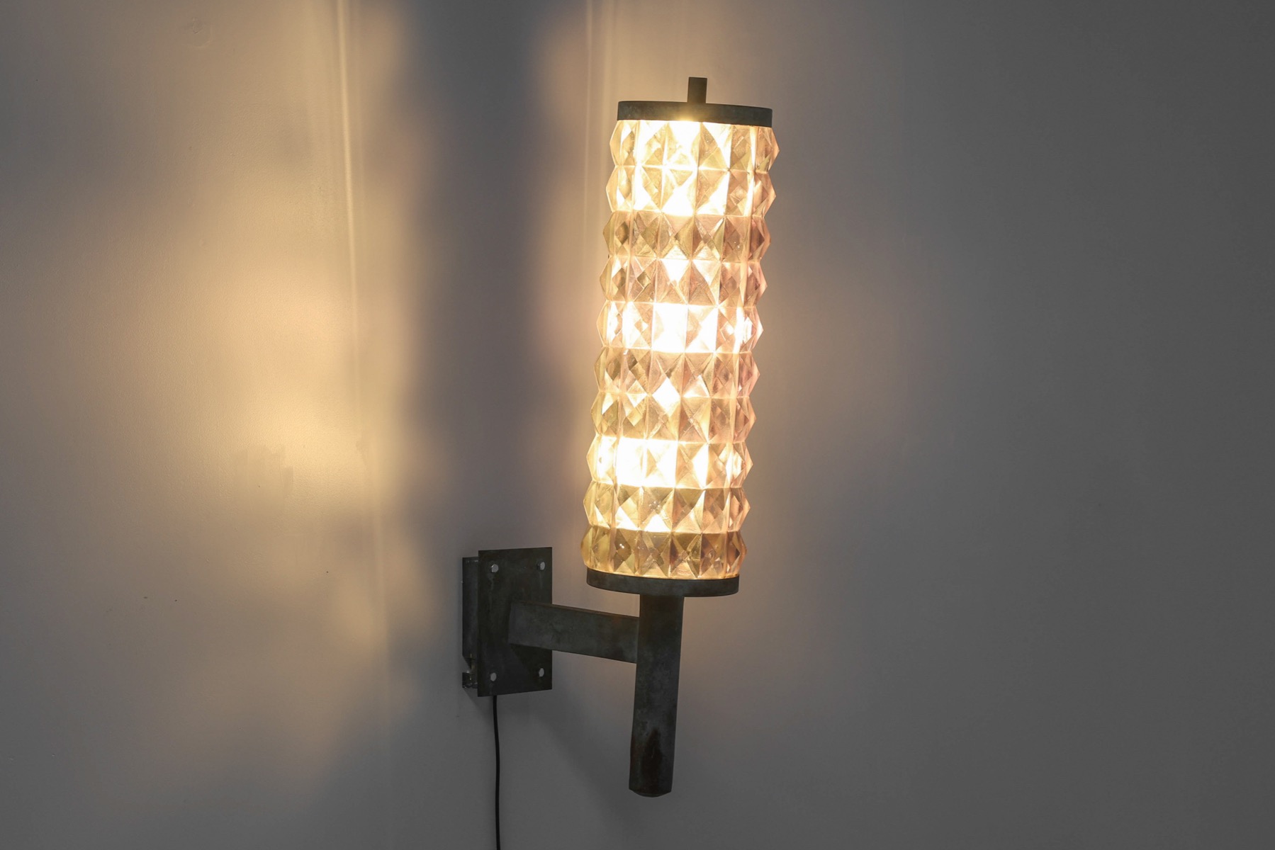 Architectural wall lights in art deco design