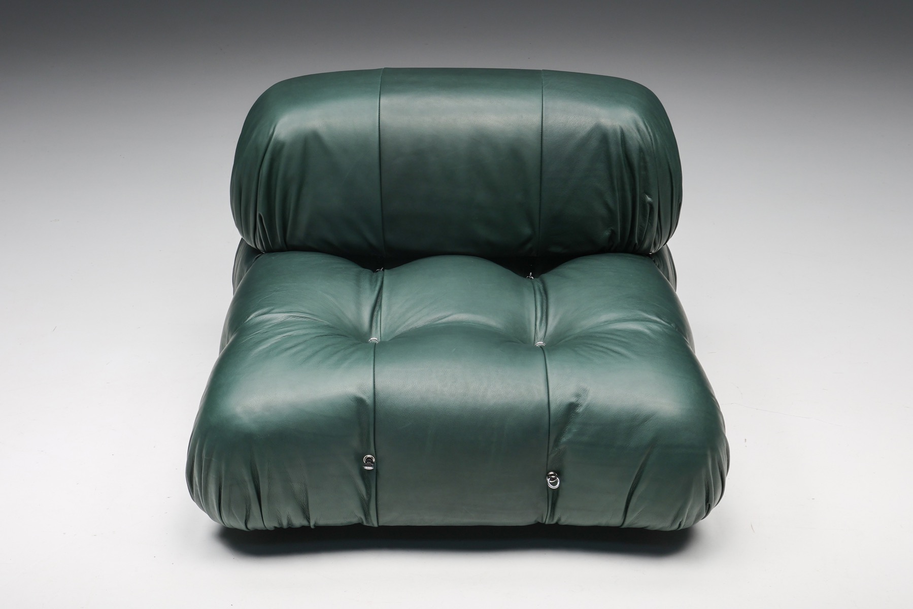 Collectible Camaleonda in green leather by Mario Bellini