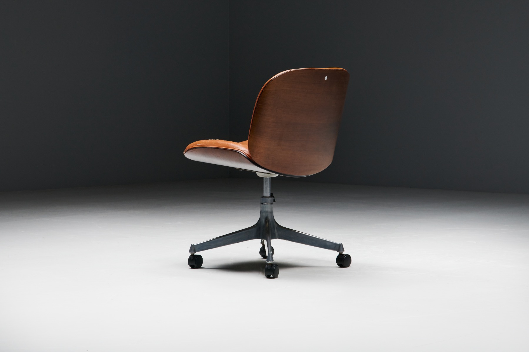 Collectible office chair by Ico Parisi for MIM Roma 1958