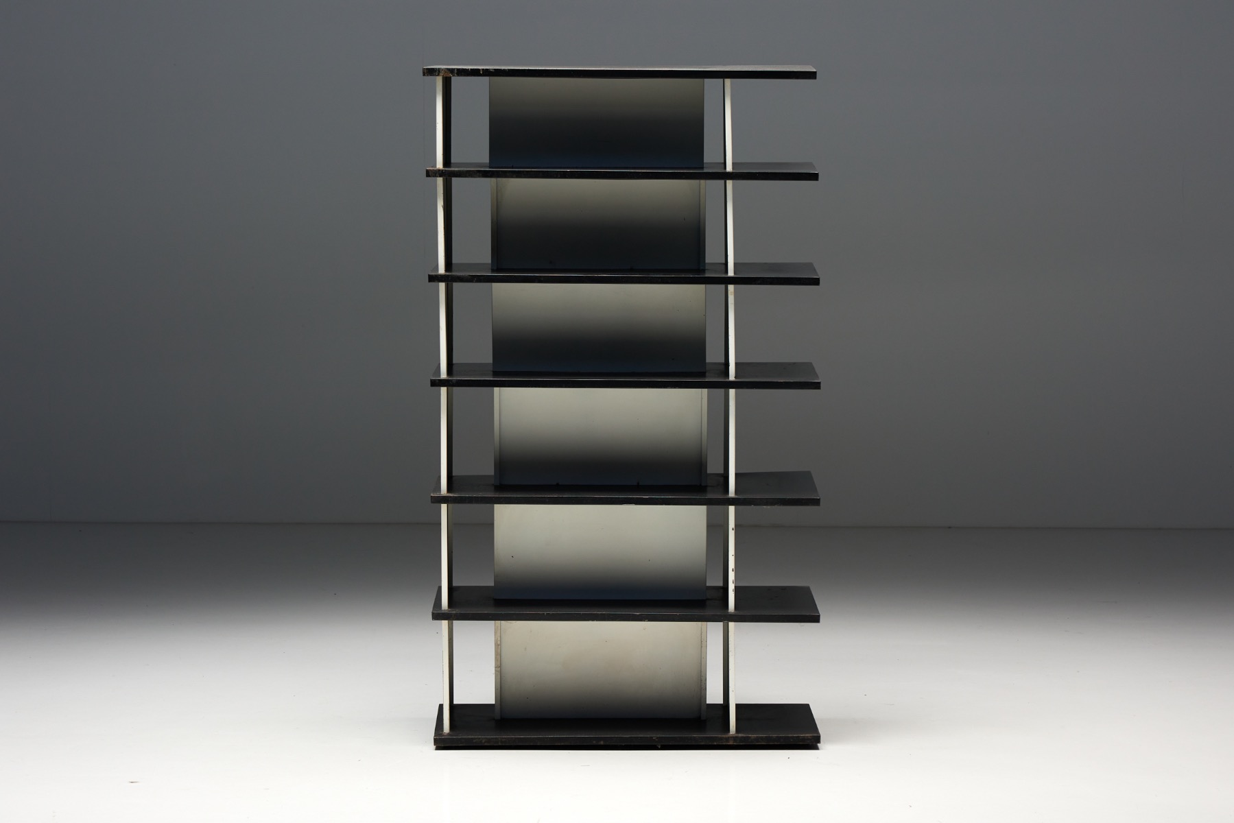 Collectible Wim Rietveld room divider for De Bijenkorf