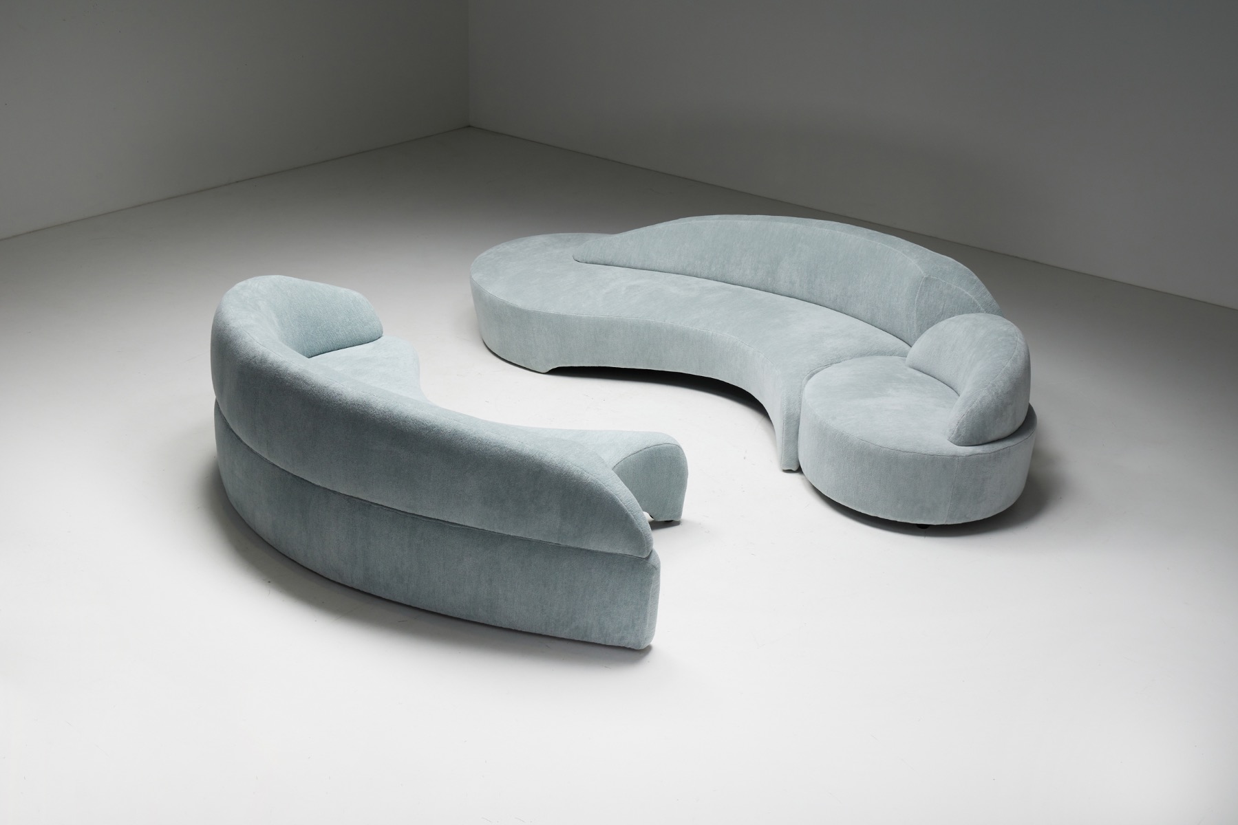 Collectible Roche Bobois sofa by Vladimir Kagan