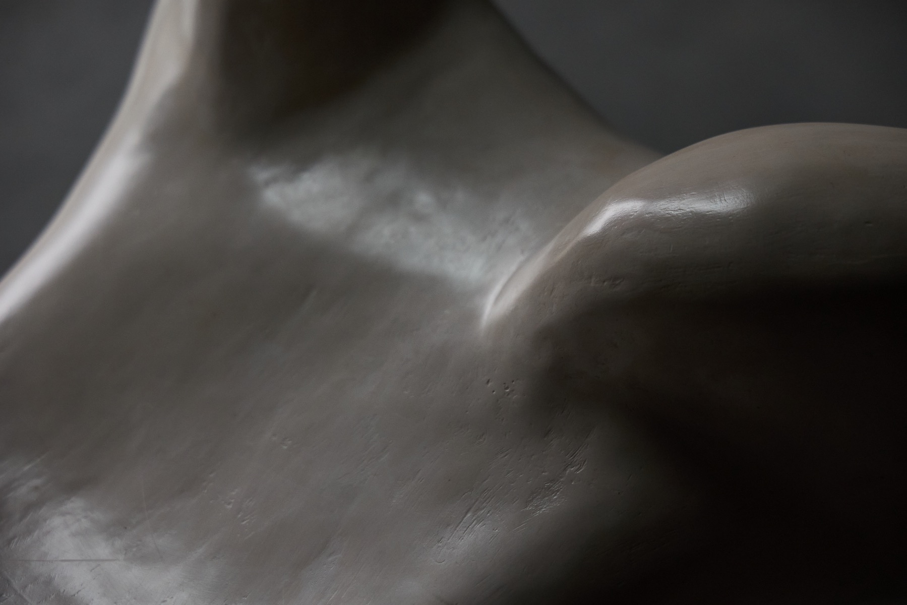 Contemporary figurative sculpture Lady A