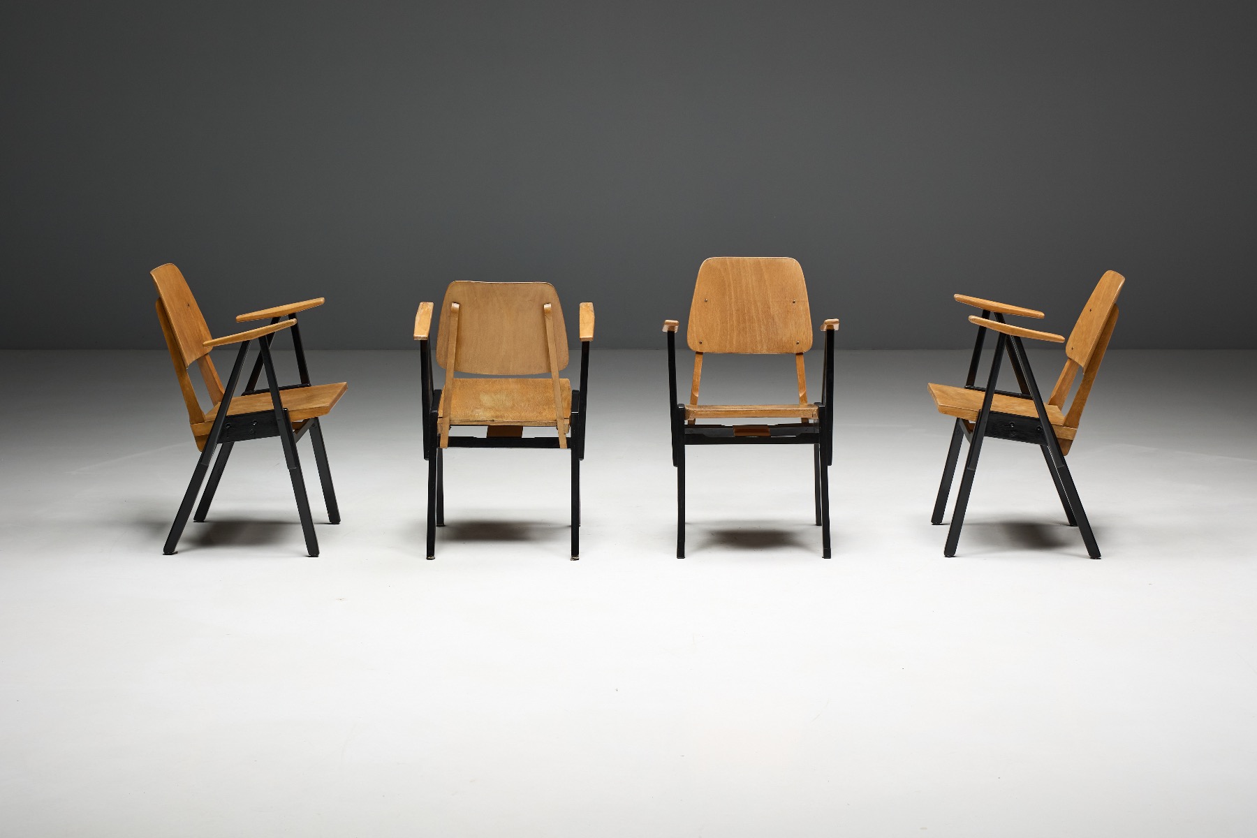 Ermeloo Zwager modern armchair 1950s