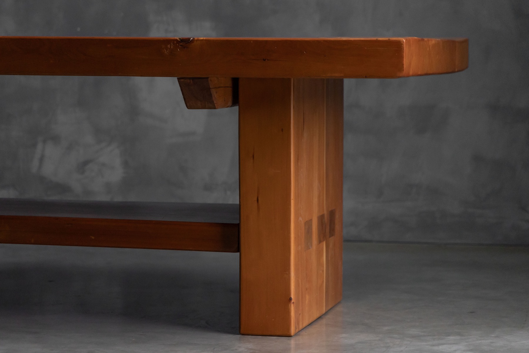 Alpine dining table in elmwood with French modernist character