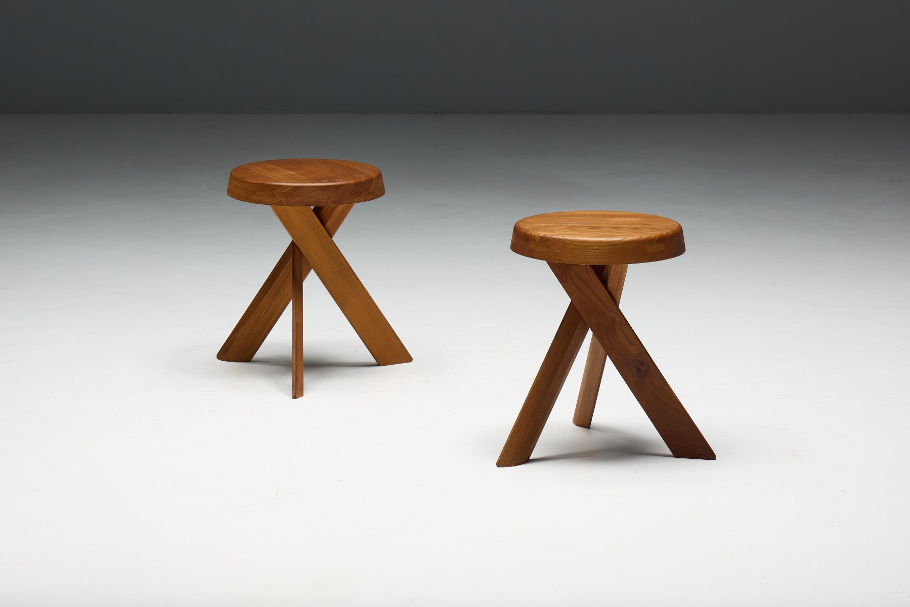 Mid century S31 stool by French designer Pierre Chapo