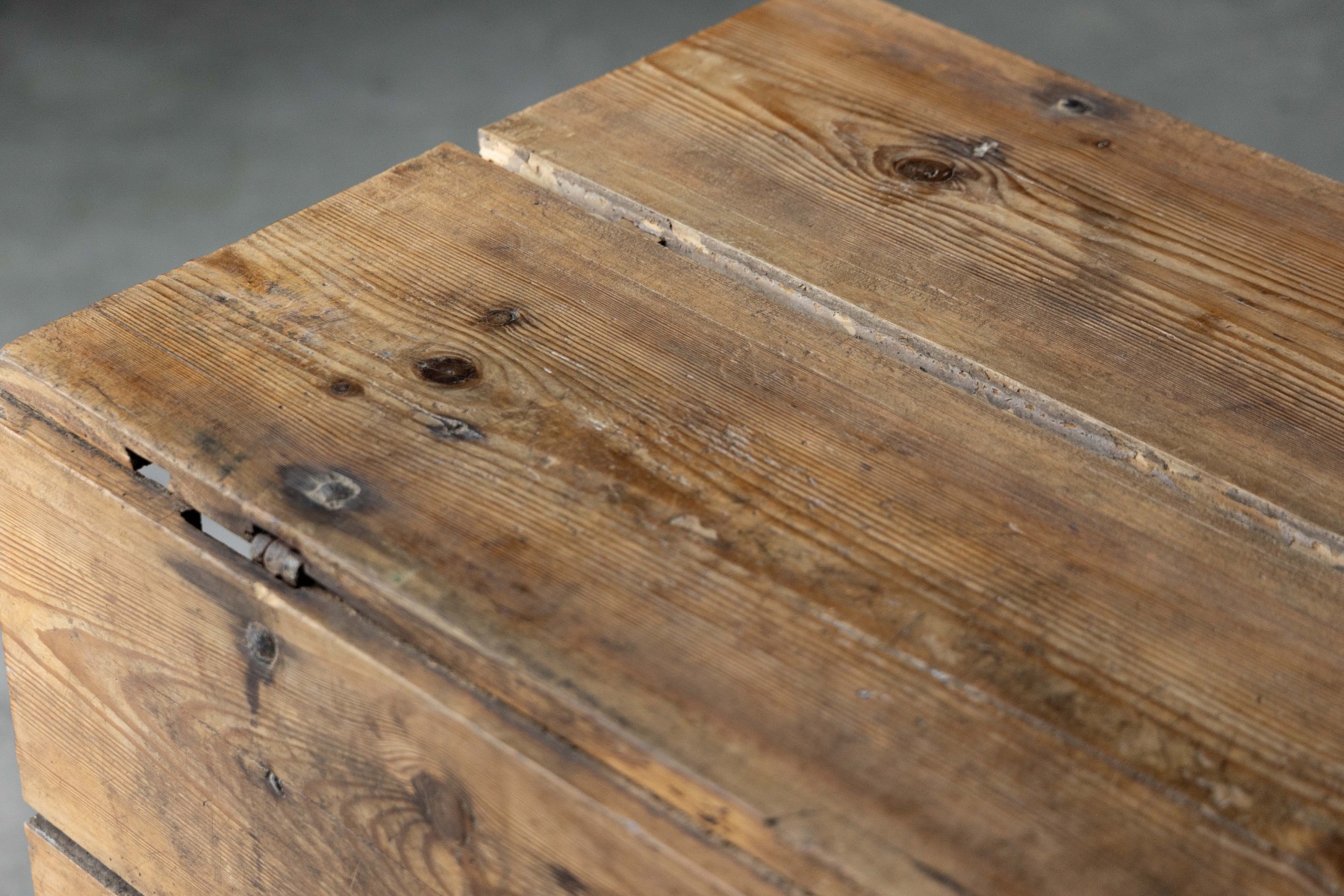 Primitive wooden drop leaf worktable with honest wear