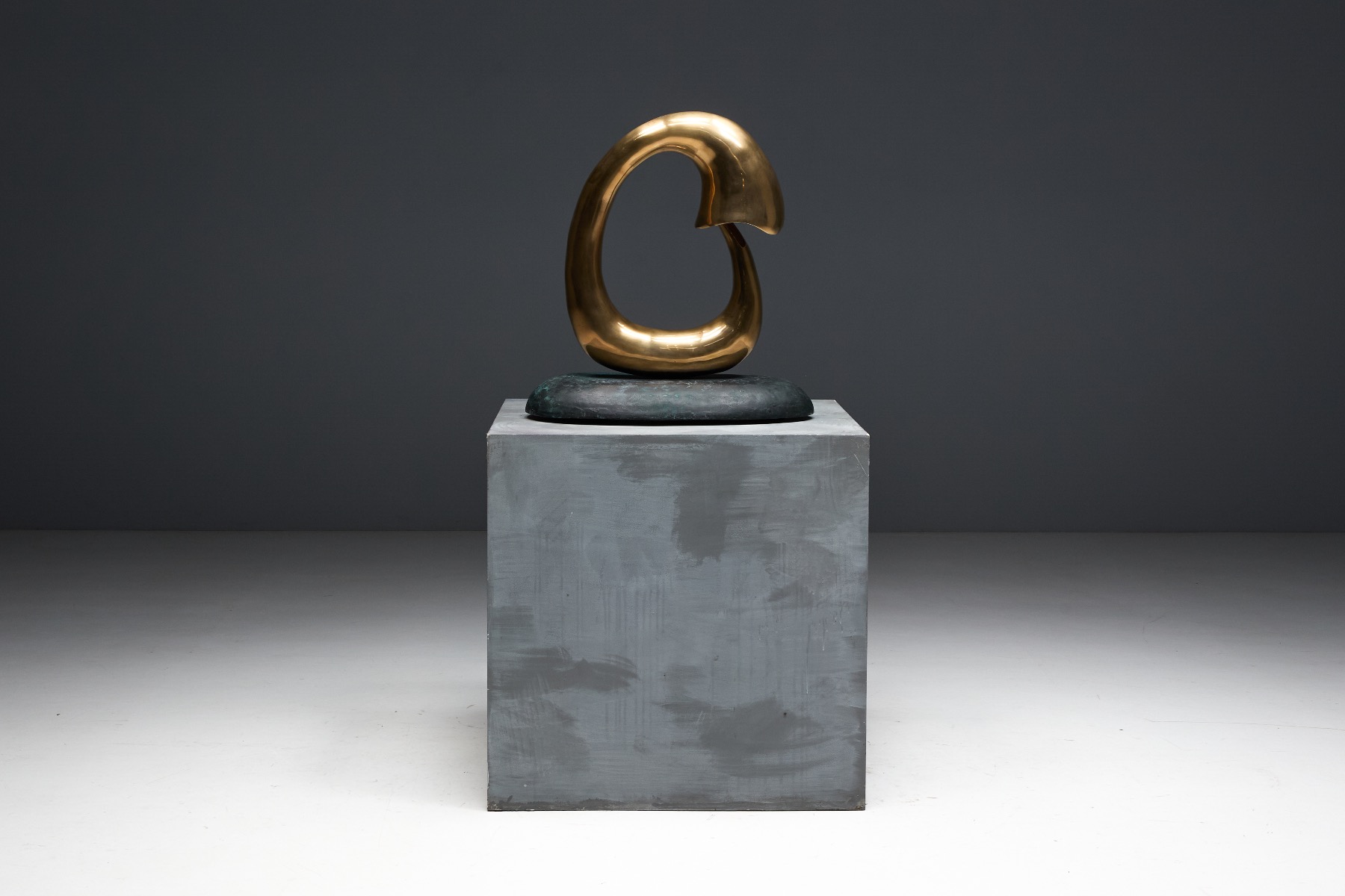 Contemporary bronze sculpture with integrated light by Carlo Lorenzetti