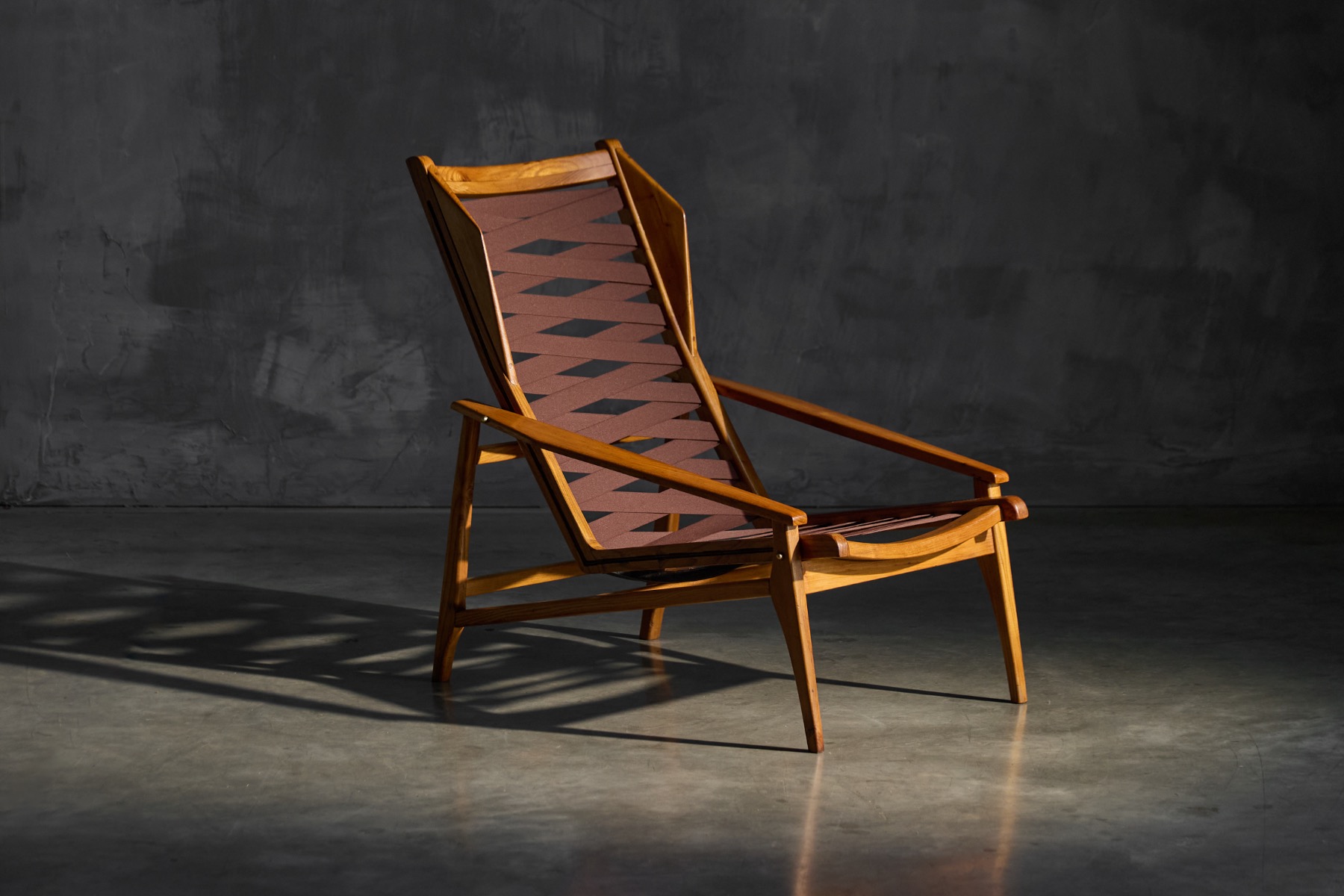 Gio Ponti lounge chair Modello 811 with elegant proportions