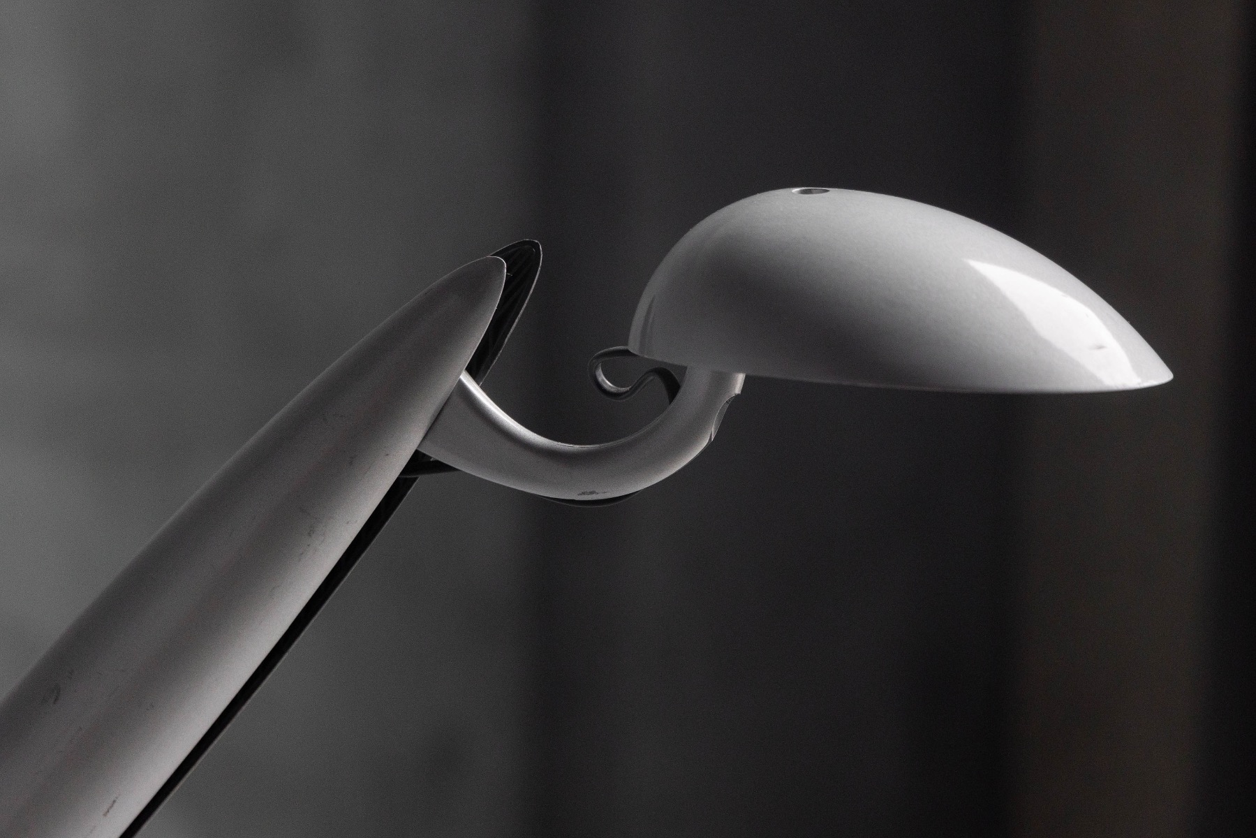 Adjustable Heron desk lamp designed by Isao Hosoe