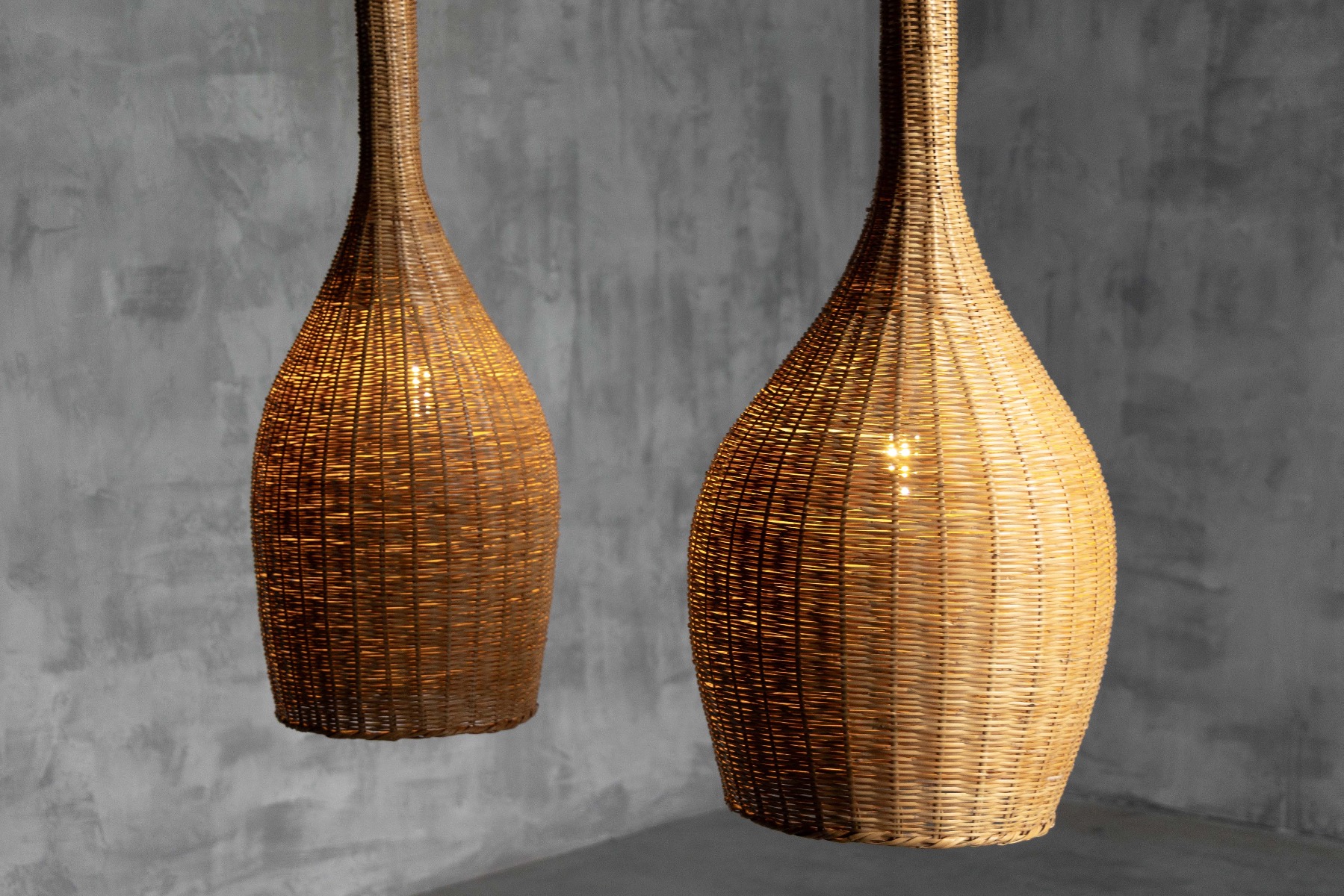 Airy rattan pendant lamp from the 1960s