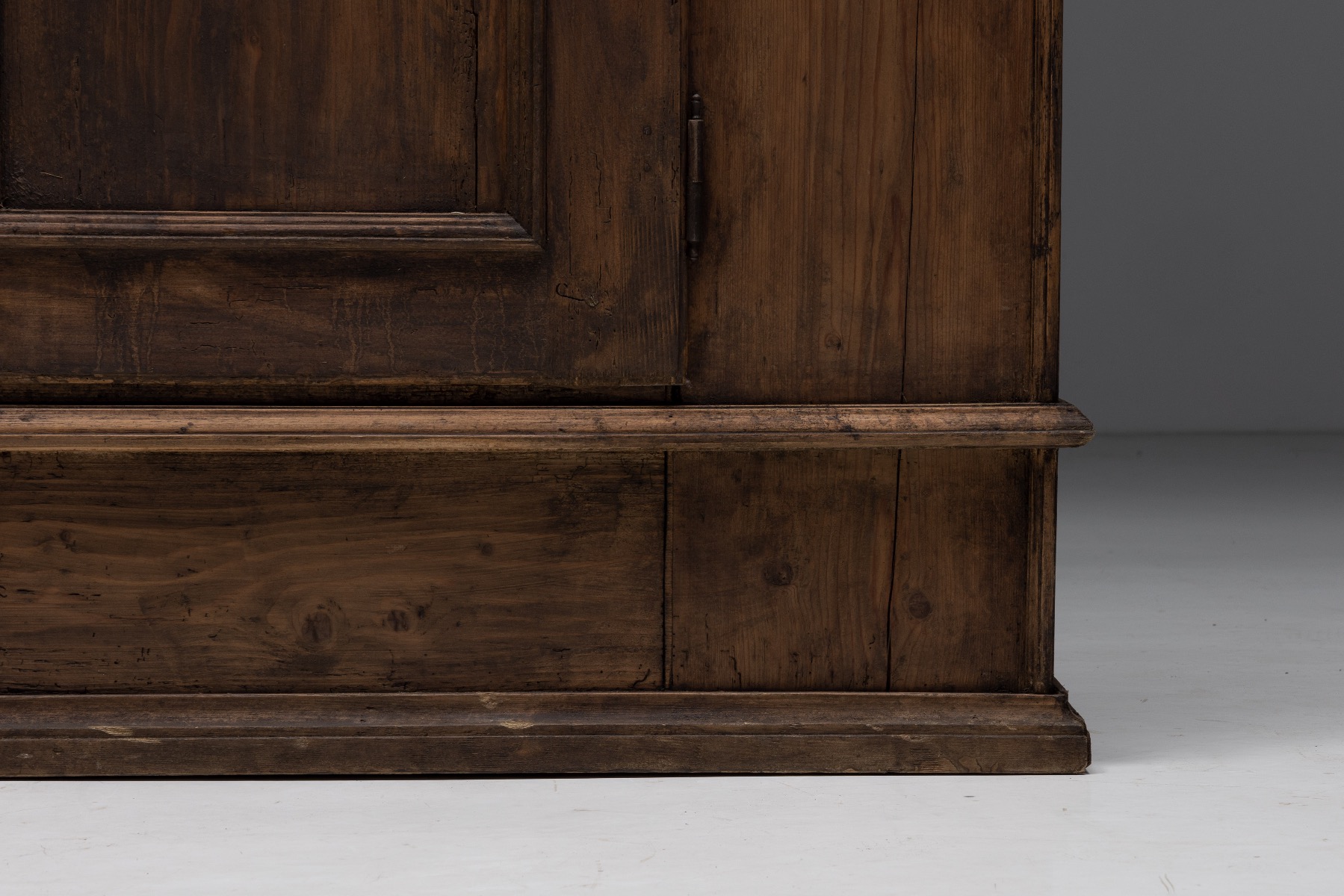 Antique rural alpine cabinet in travail populaire wood