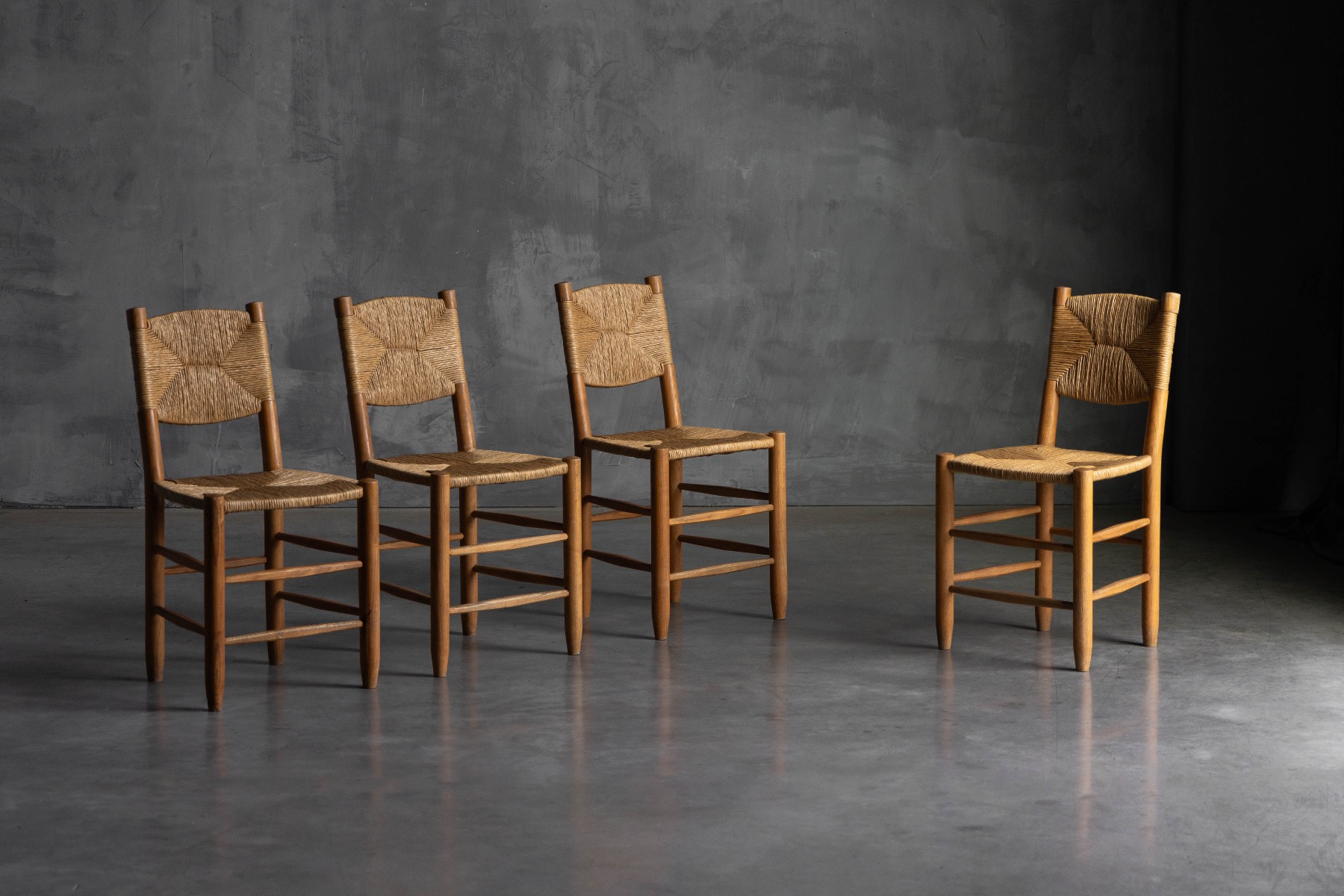 Architectural Bauche chair designed by Charlotte Perriand