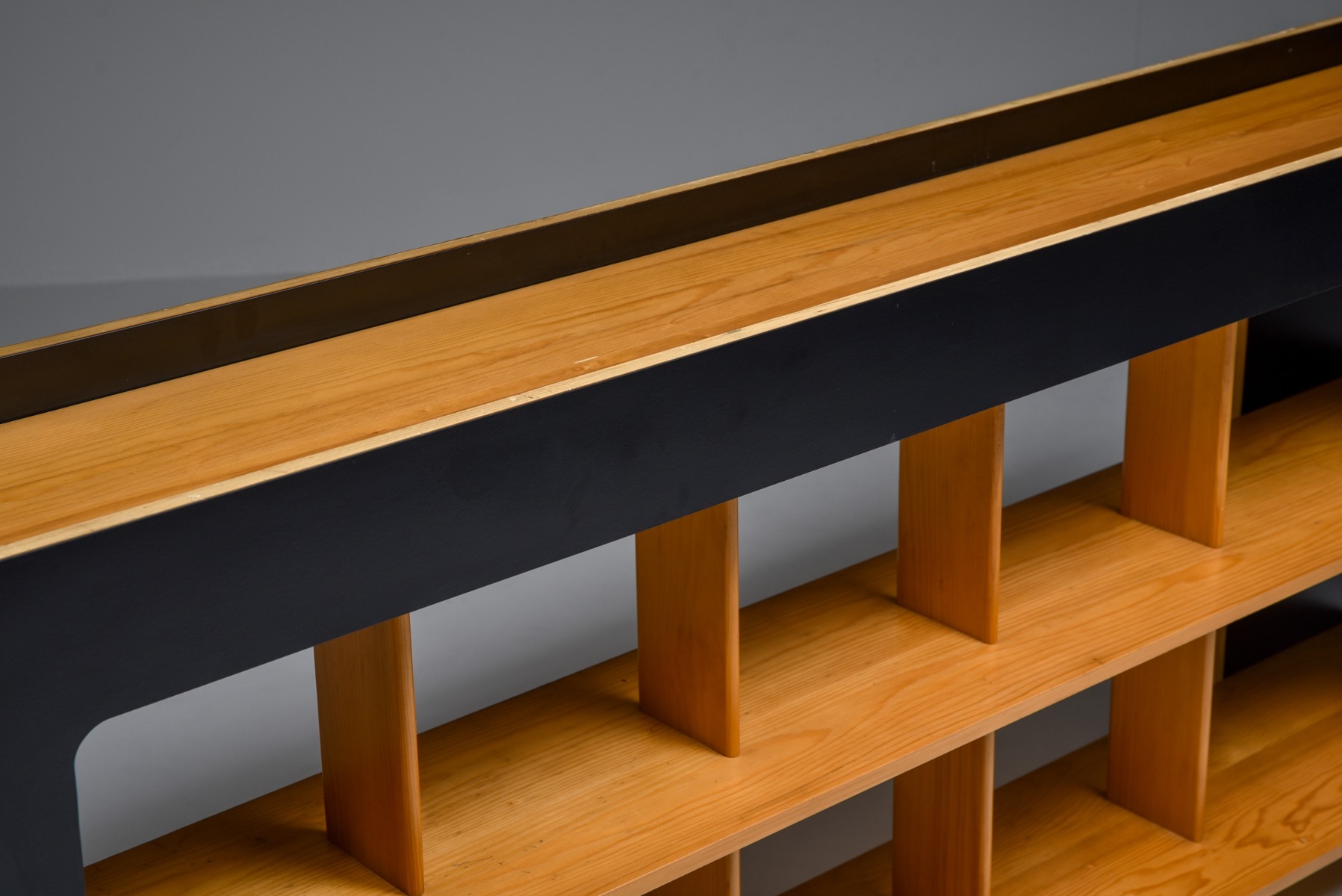 Architectural bookcase by Roberto Pamio and Renato Toso design