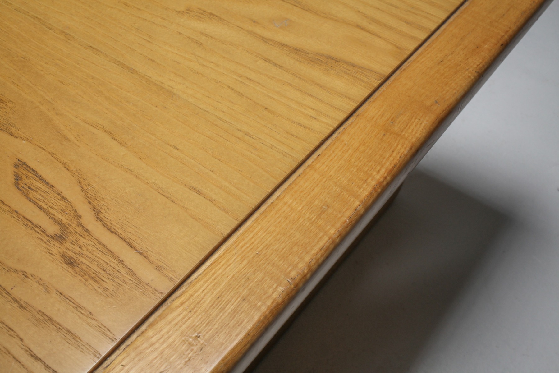 Architectural coffee table by Afra and Tobia Scarpa design