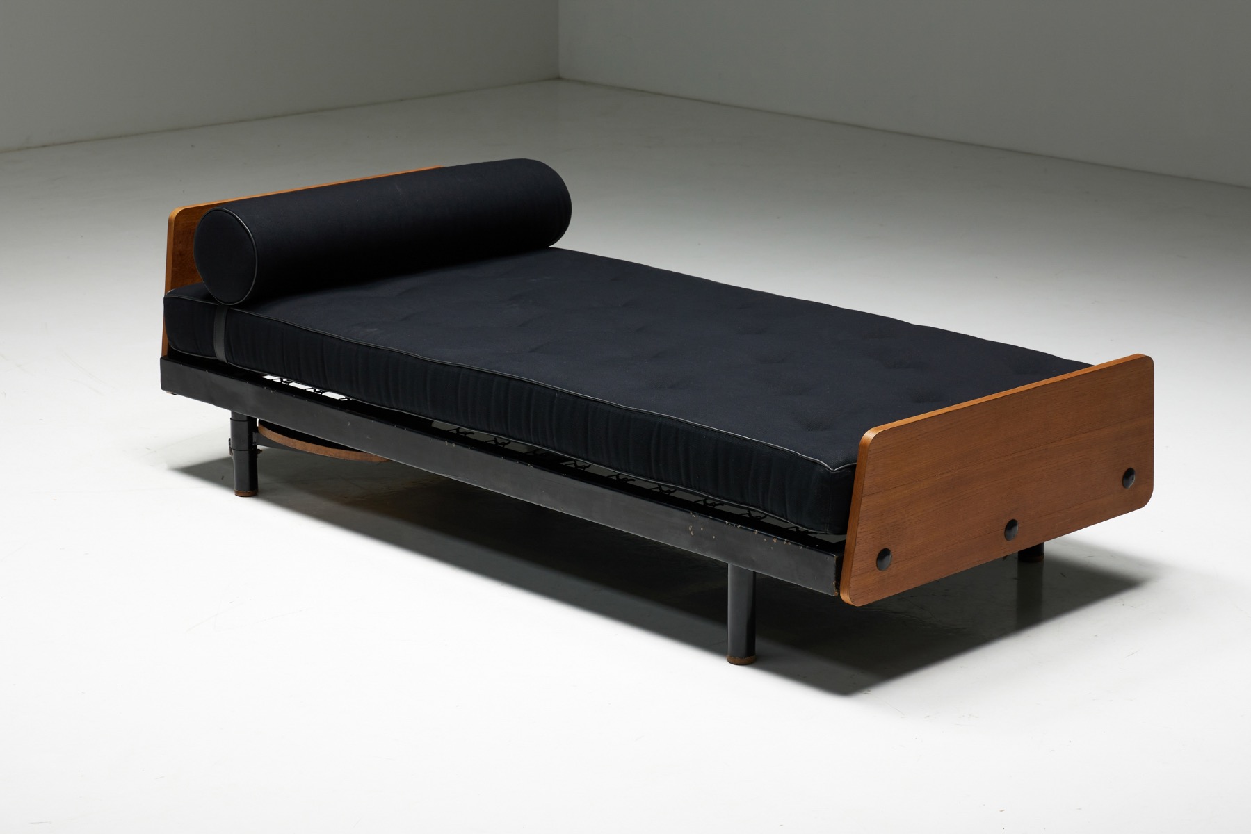Architectural Flavigny daybed by Jean Prouvé design