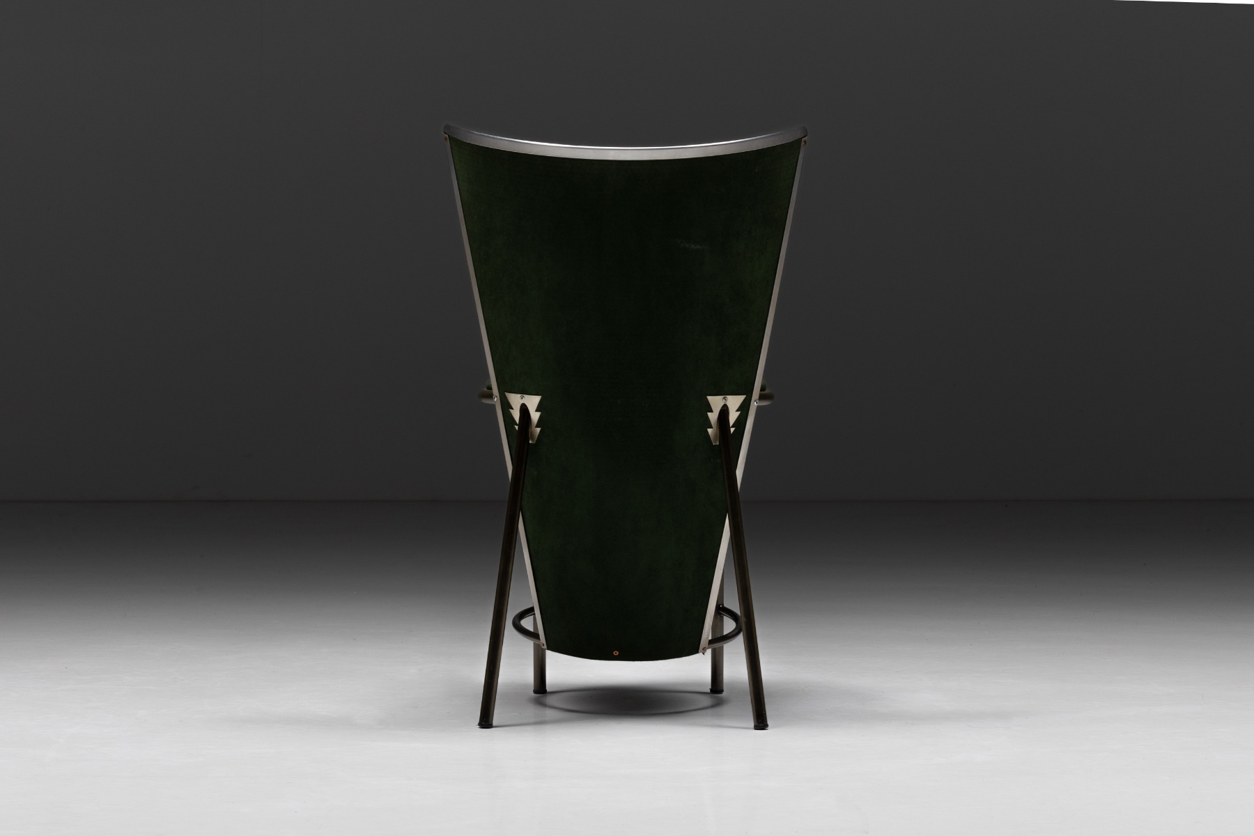 Architectural dining chairs in Belgian design from the 1990s