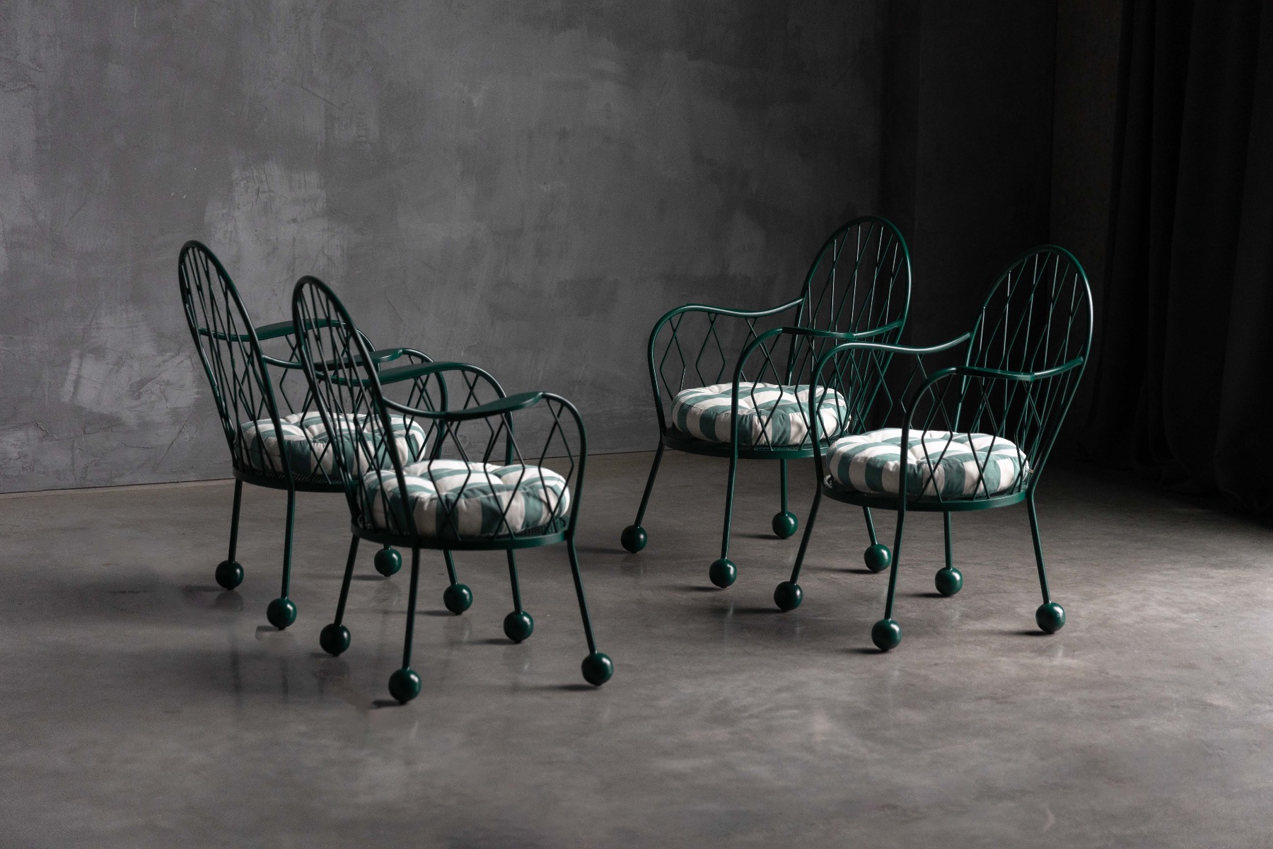 Architectural garden armchairs with sculptural presence