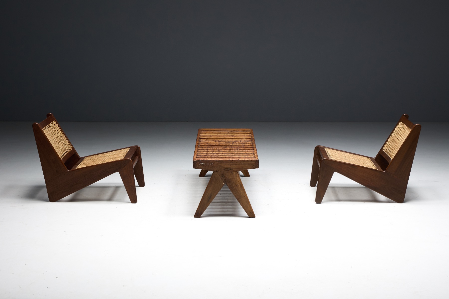 Architectural kangaroo chairs by Pierre Jeanneret design