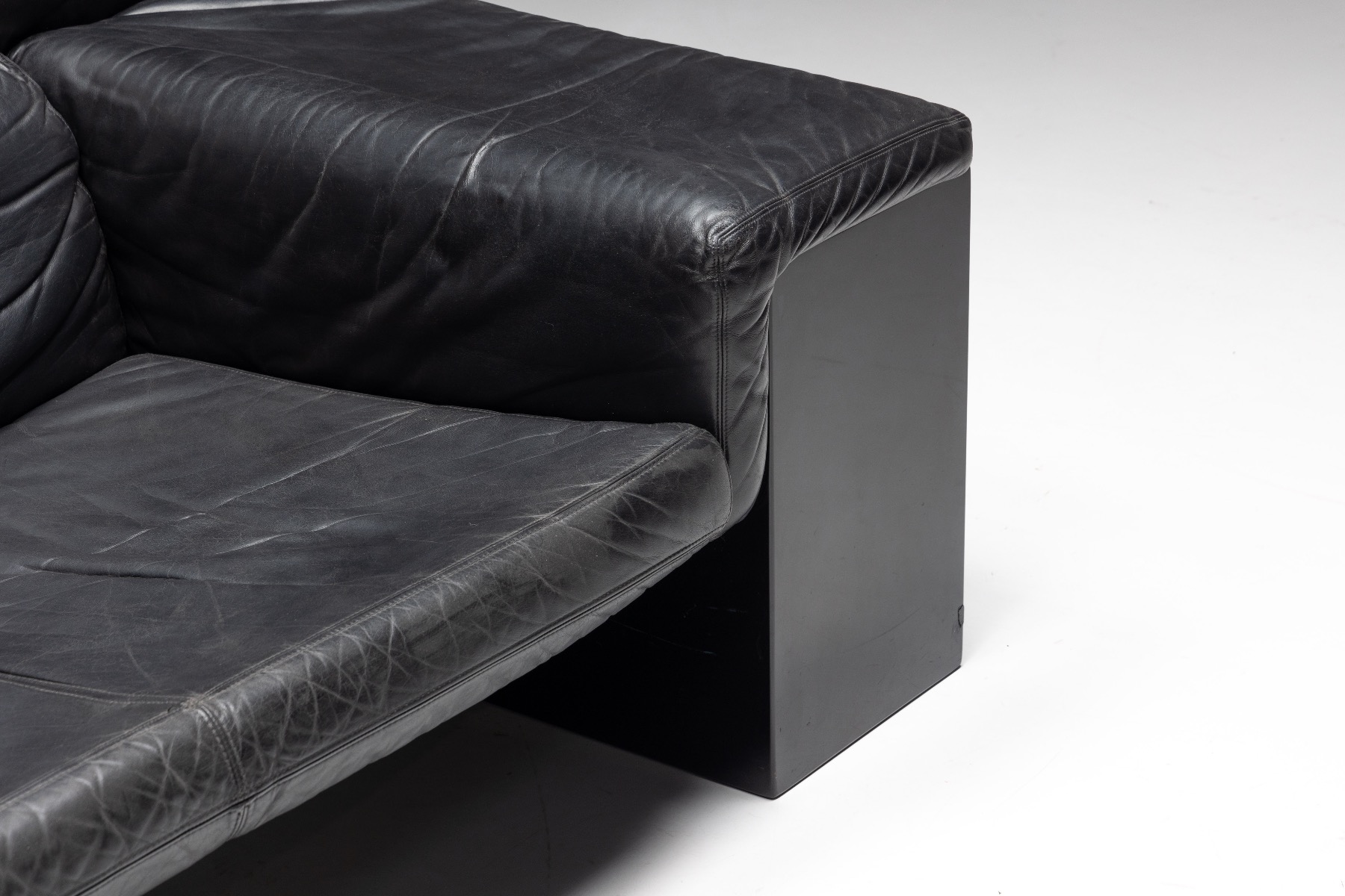 Architectural Brigadier loveseats design
