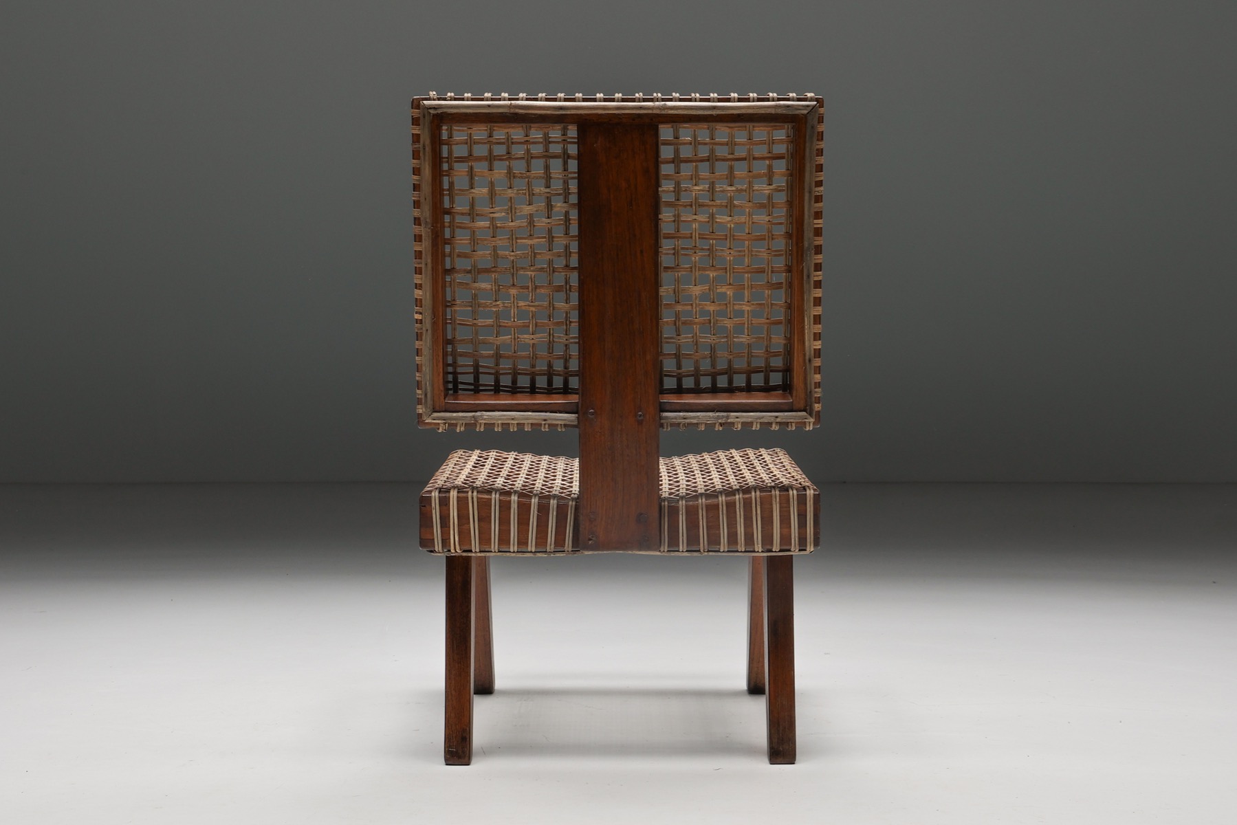 Architectural low easy chair by Pierre Jeanneret design