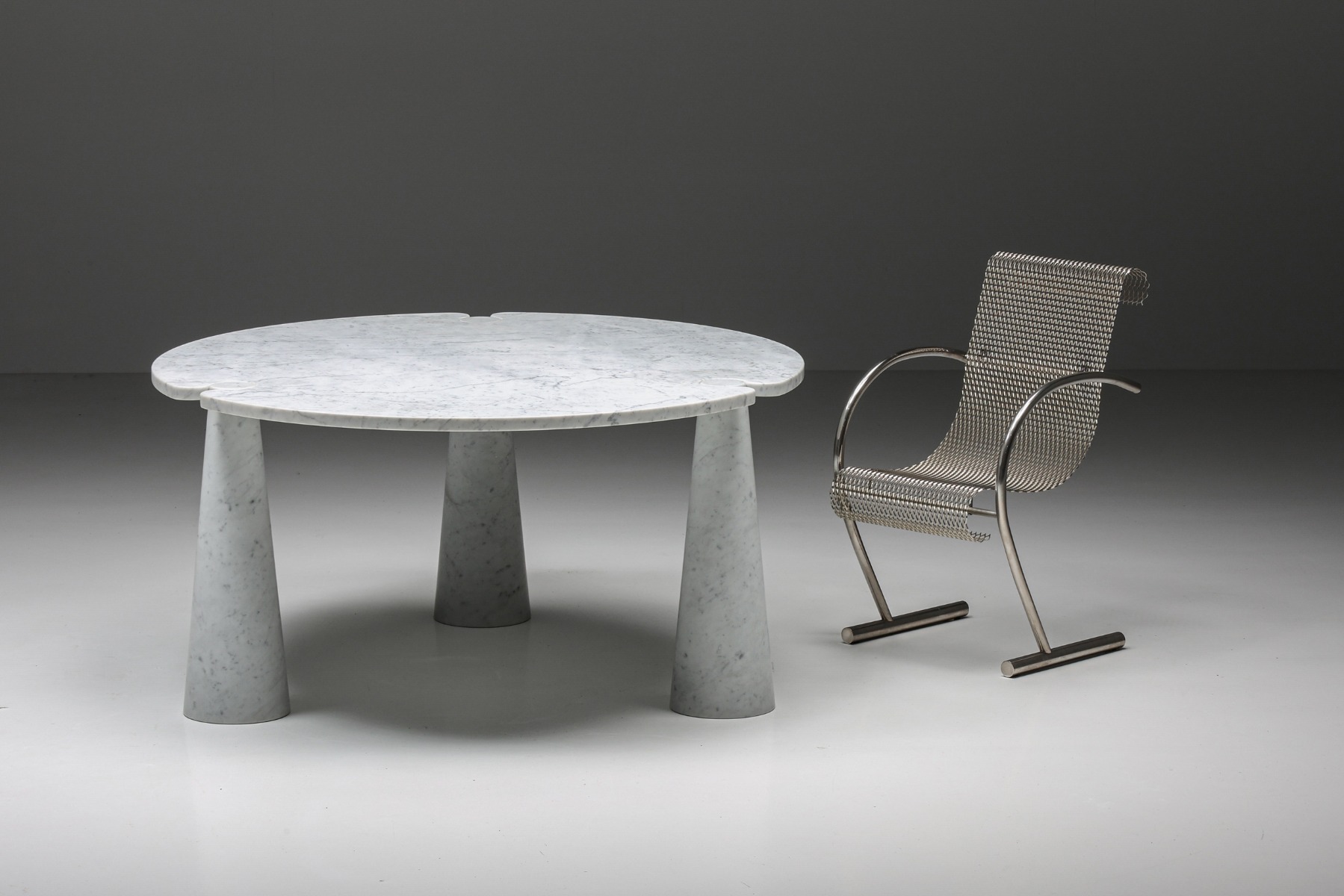 Architectural marble dining table by Angelo Mangiarotti design