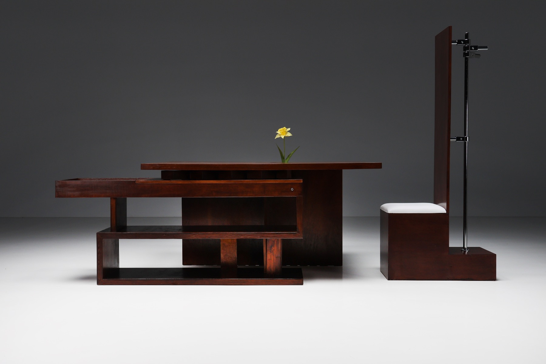 Architectural Office Nutshell by Deborah Bowmann design