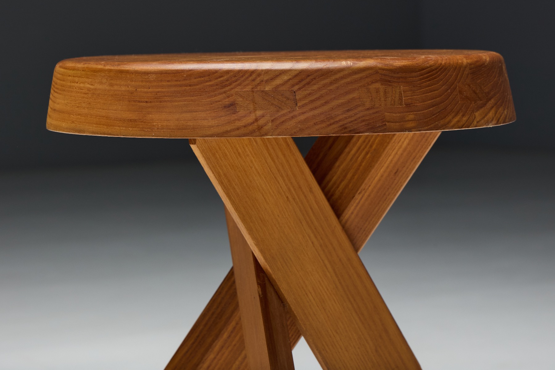 Architectural S31 stool with clear structural design