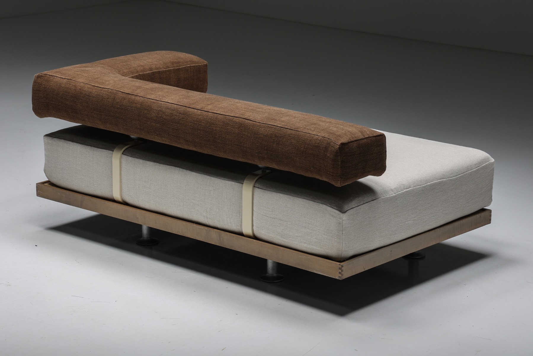 Bold Italian sectional sofa from the 1970s postmodern style