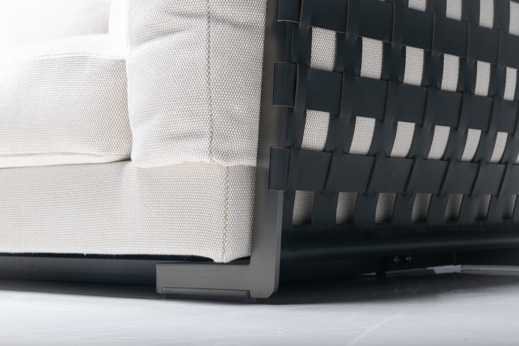 Collectible design sofa by Antonio Citterio for Flexform