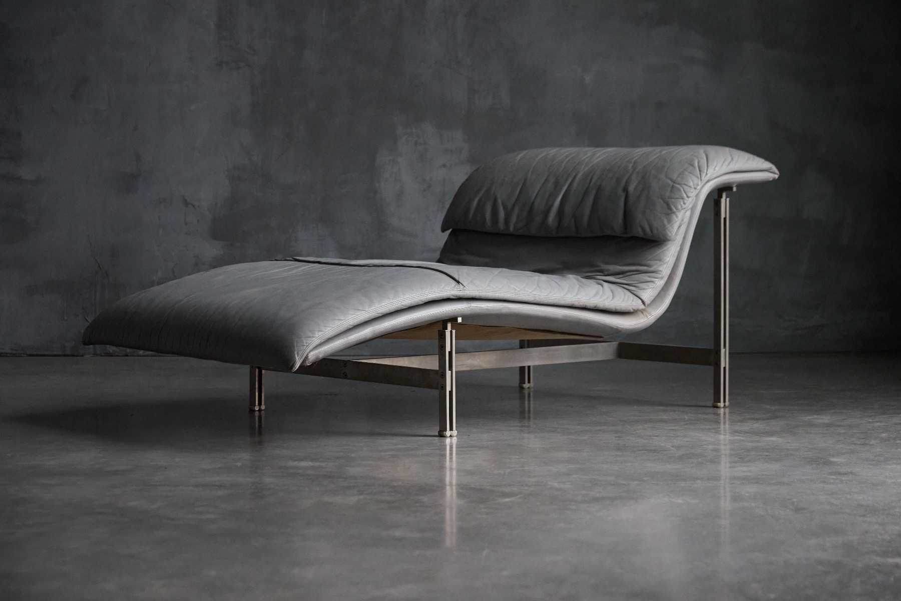 Architectural Wave lounge chair with sculptural form