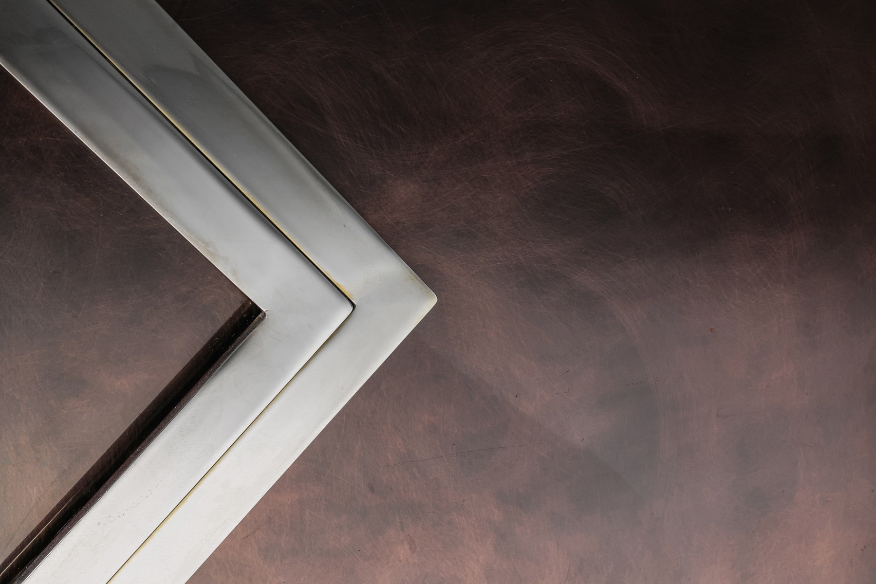Elegant bronze credenza in Hollywood Regency design