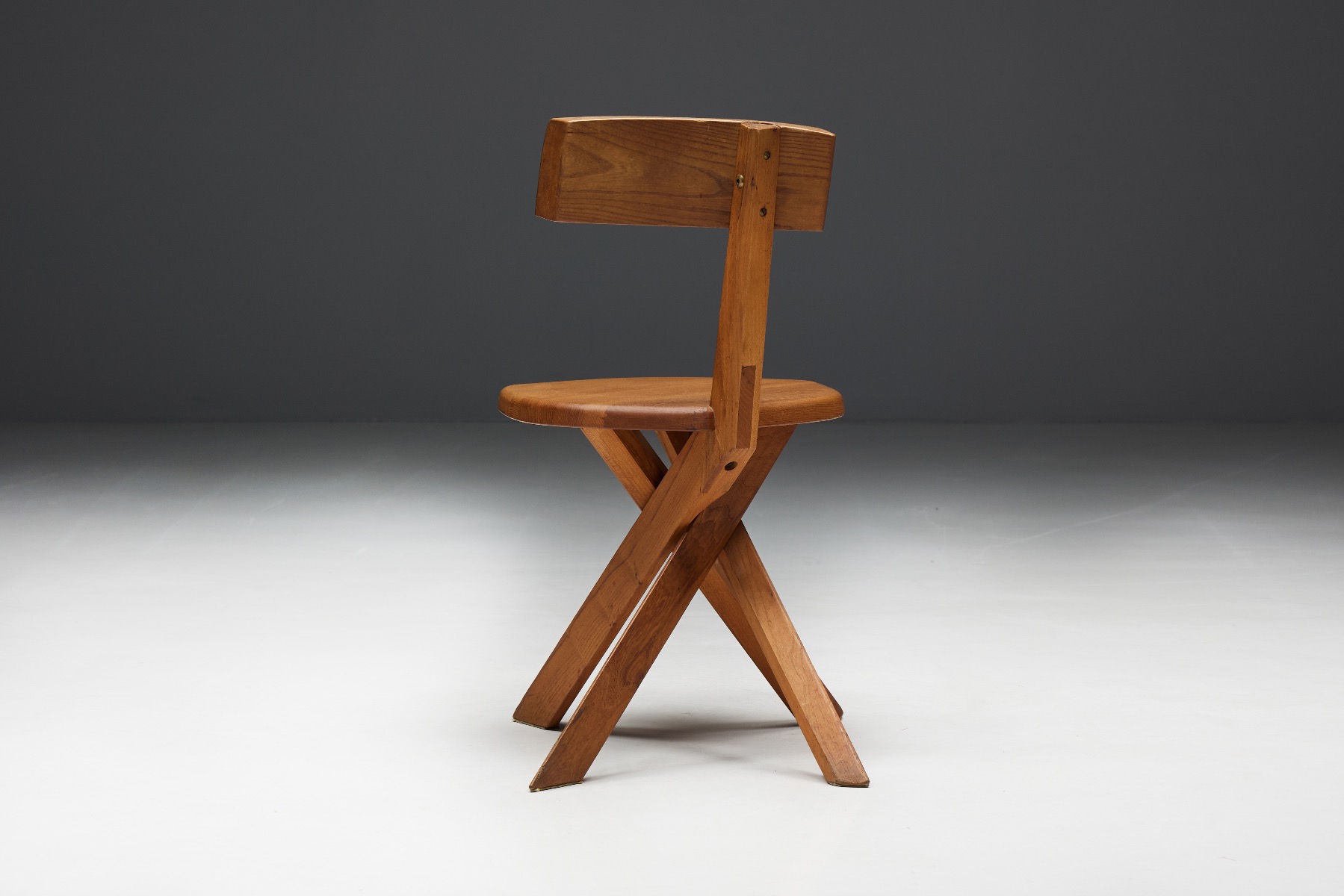 Minimalist S34 dining chairs by Pierre Chapo design