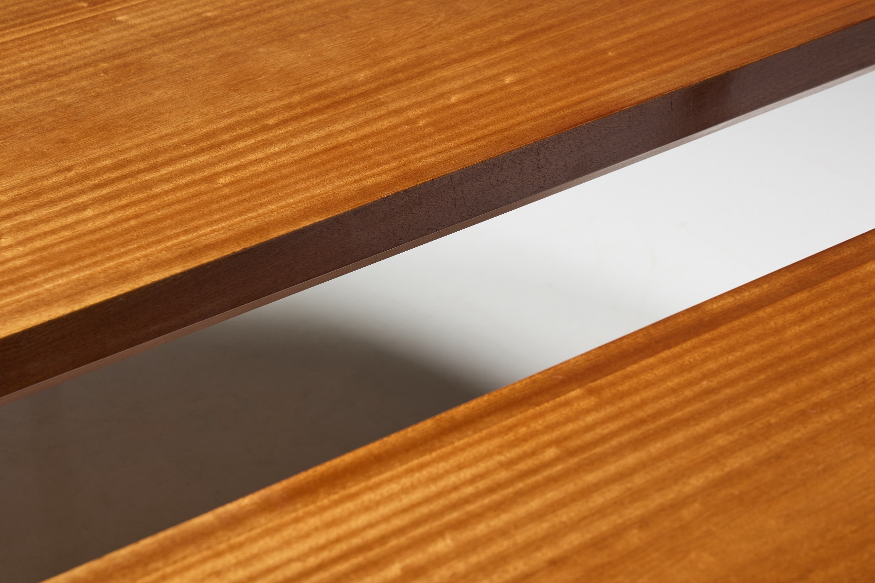 Nordic solid wood dining table