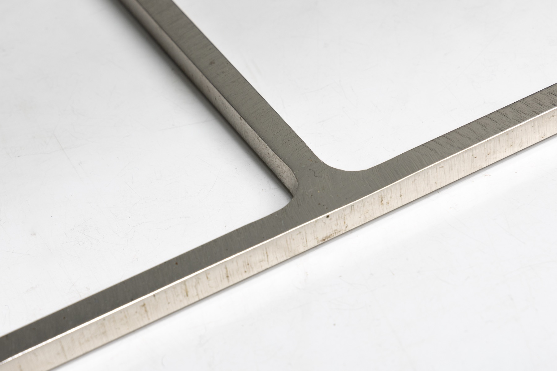  Sleek metal coffee table Duchamp in modern design