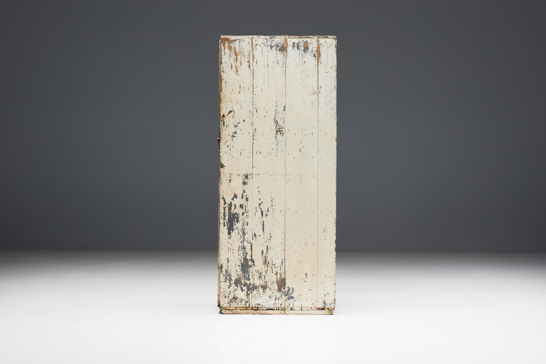 Traditional primitive cupboard in wood furniture