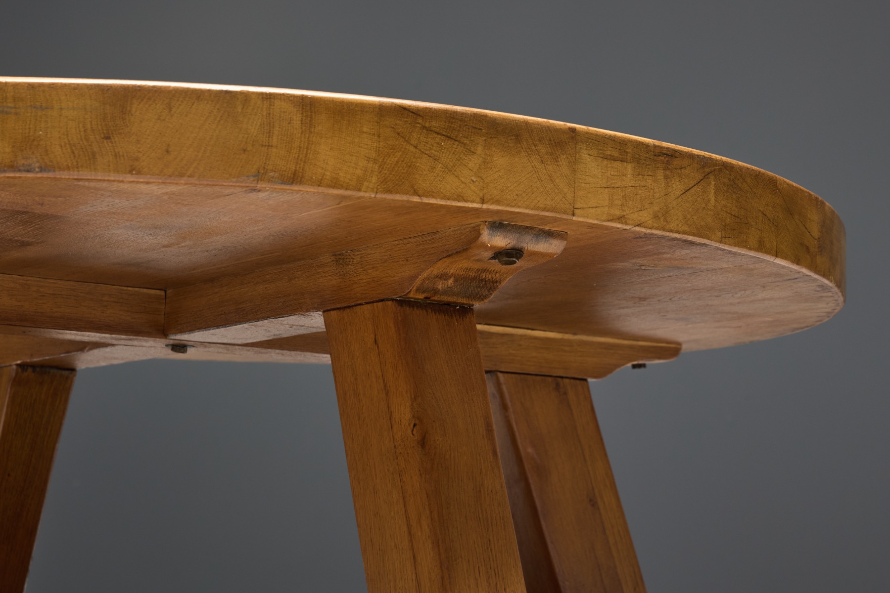 Architectural brutalist round coffee table from the 1960s