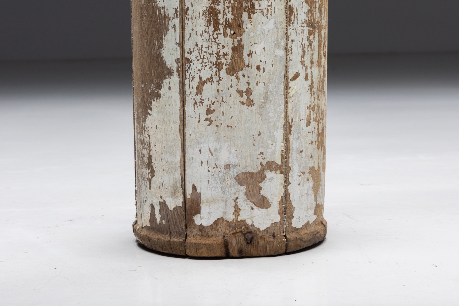 Decorative wooden columns with antique patina
