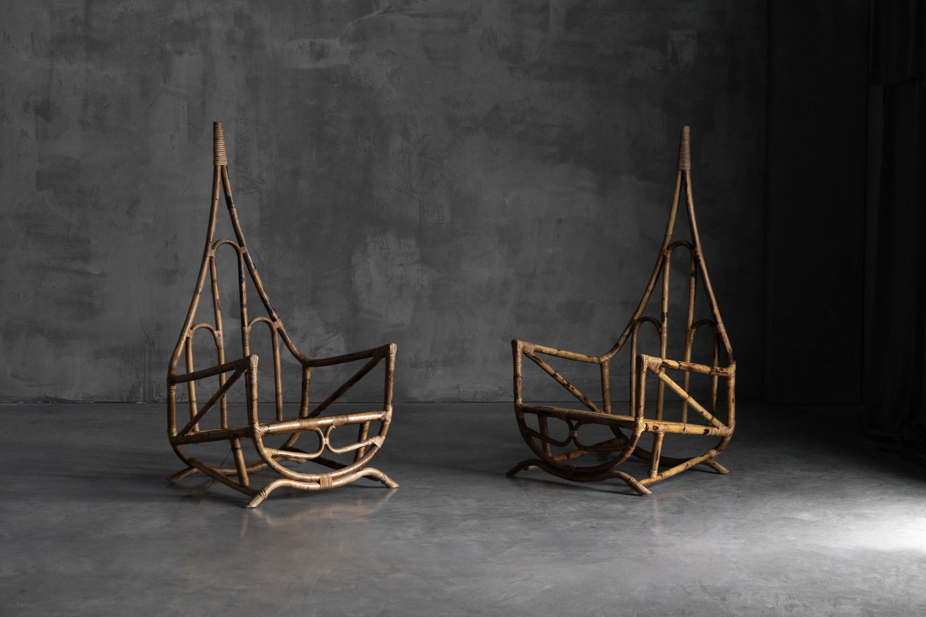 Mid 20th century sculptural lounge chair made of bamboo