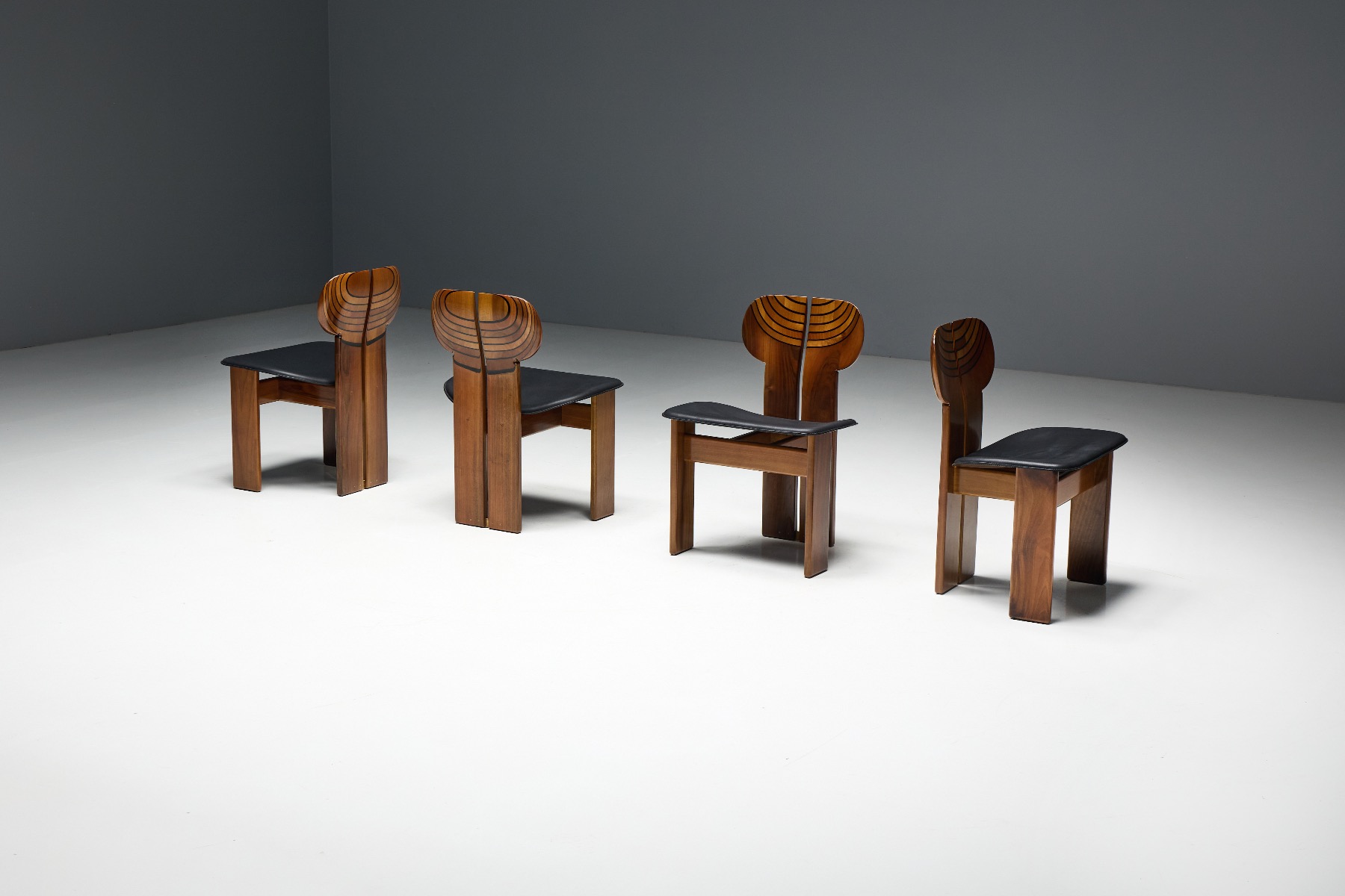 Mid century Africa dining chairs by Scarpa
